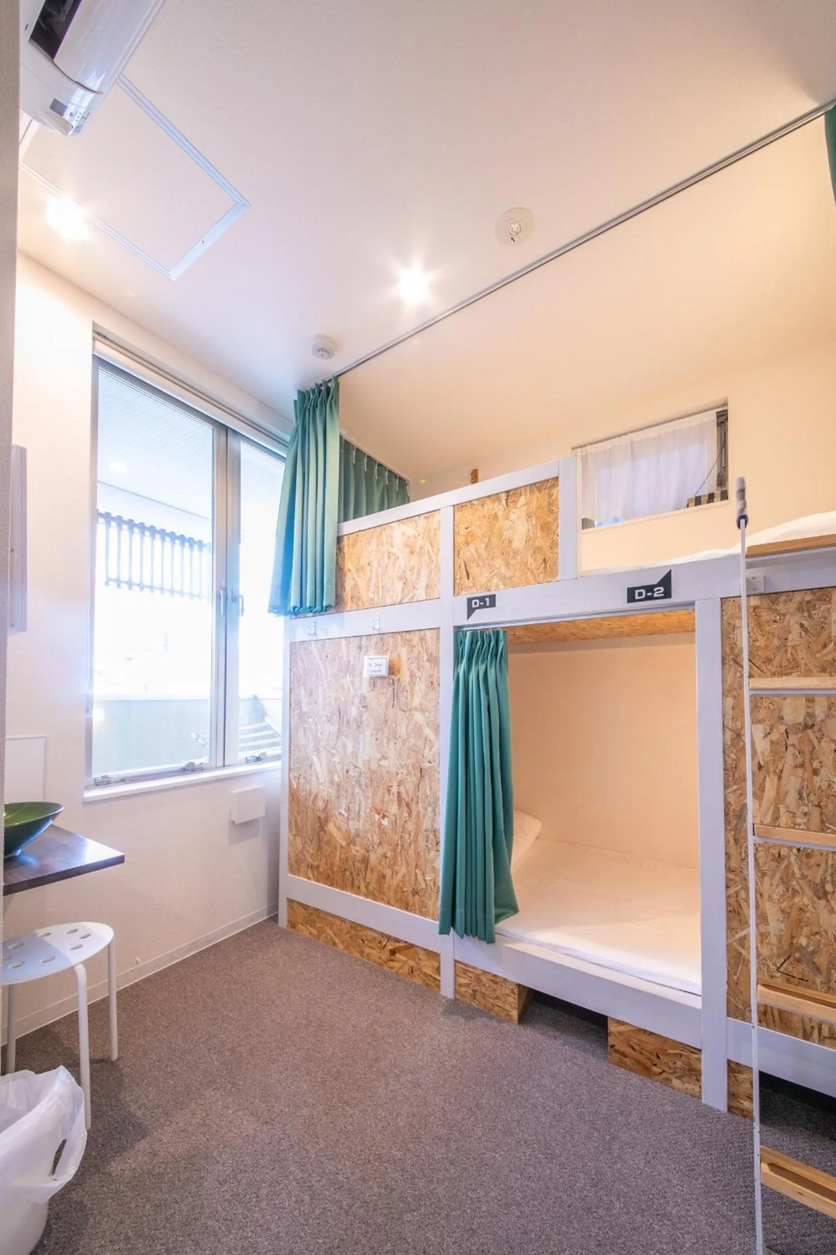 Photo of the whole room, Bed in KIZUNA HOTEL Gojo Kiyomizu-dera Kamogawa