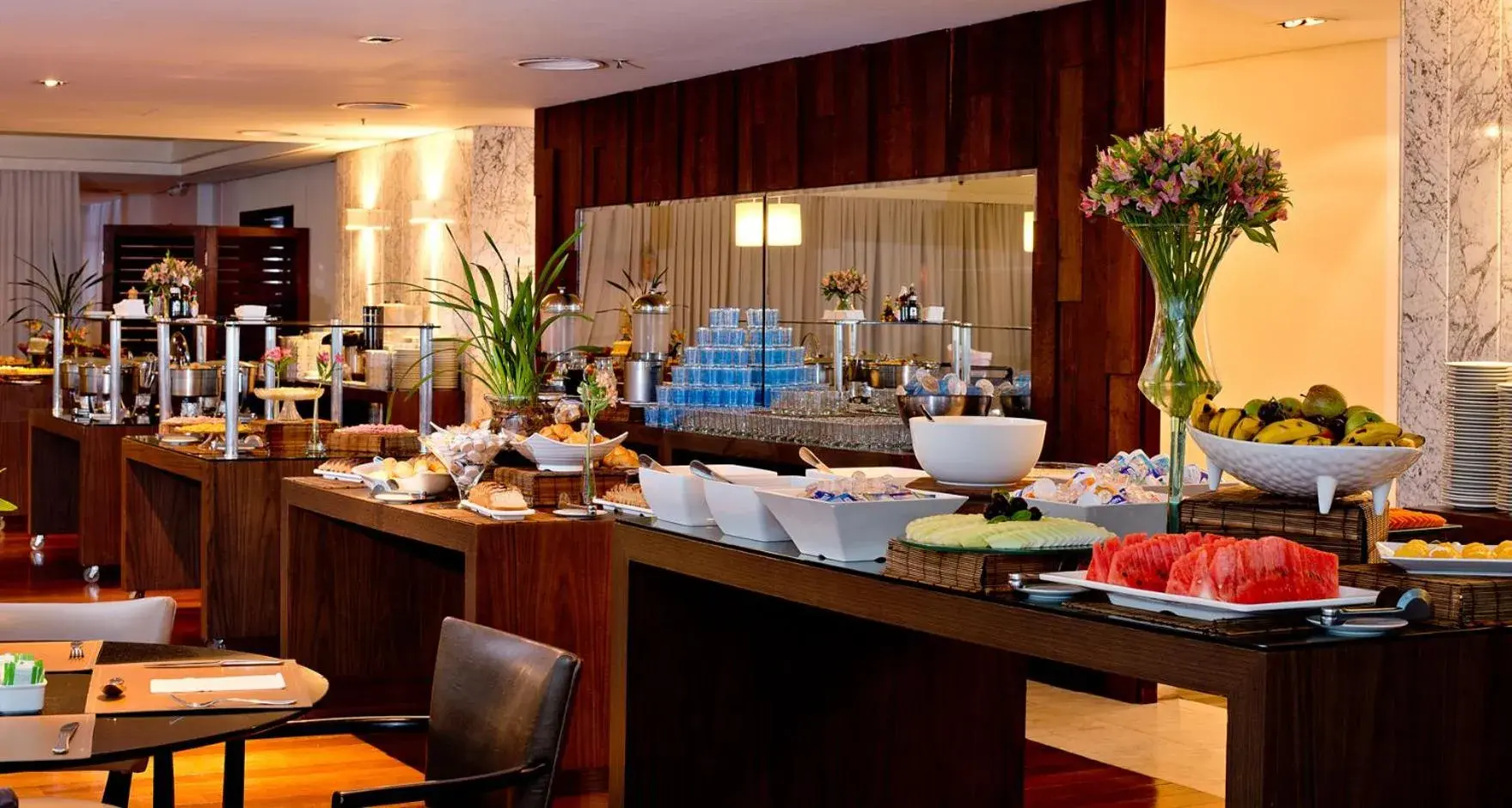 Restaurant/places to eat in Majestic Palace Hotel Restaurant/places to eat in Majestic Palace Hotel