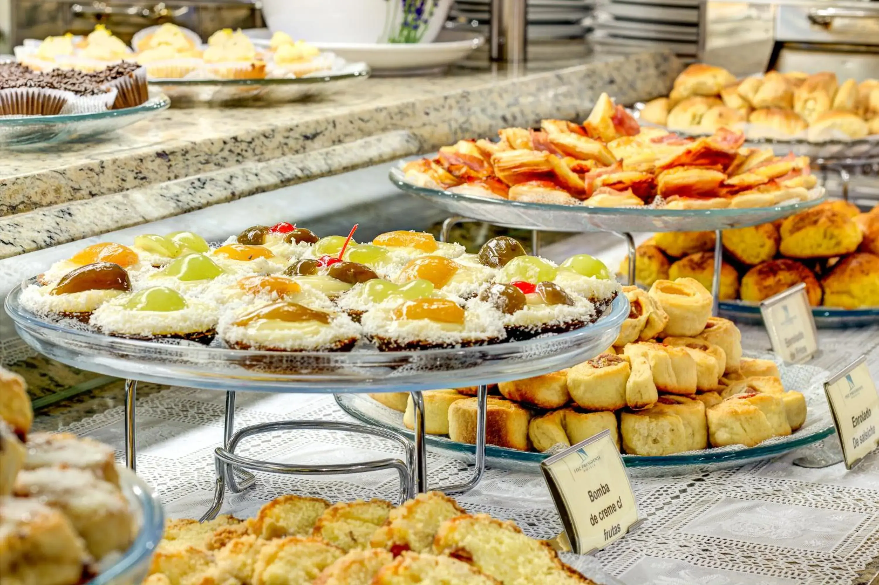 Food and drinks in Foz Presidente Economic Hotel Food and drinks in Foz Presidente Economic Hotel