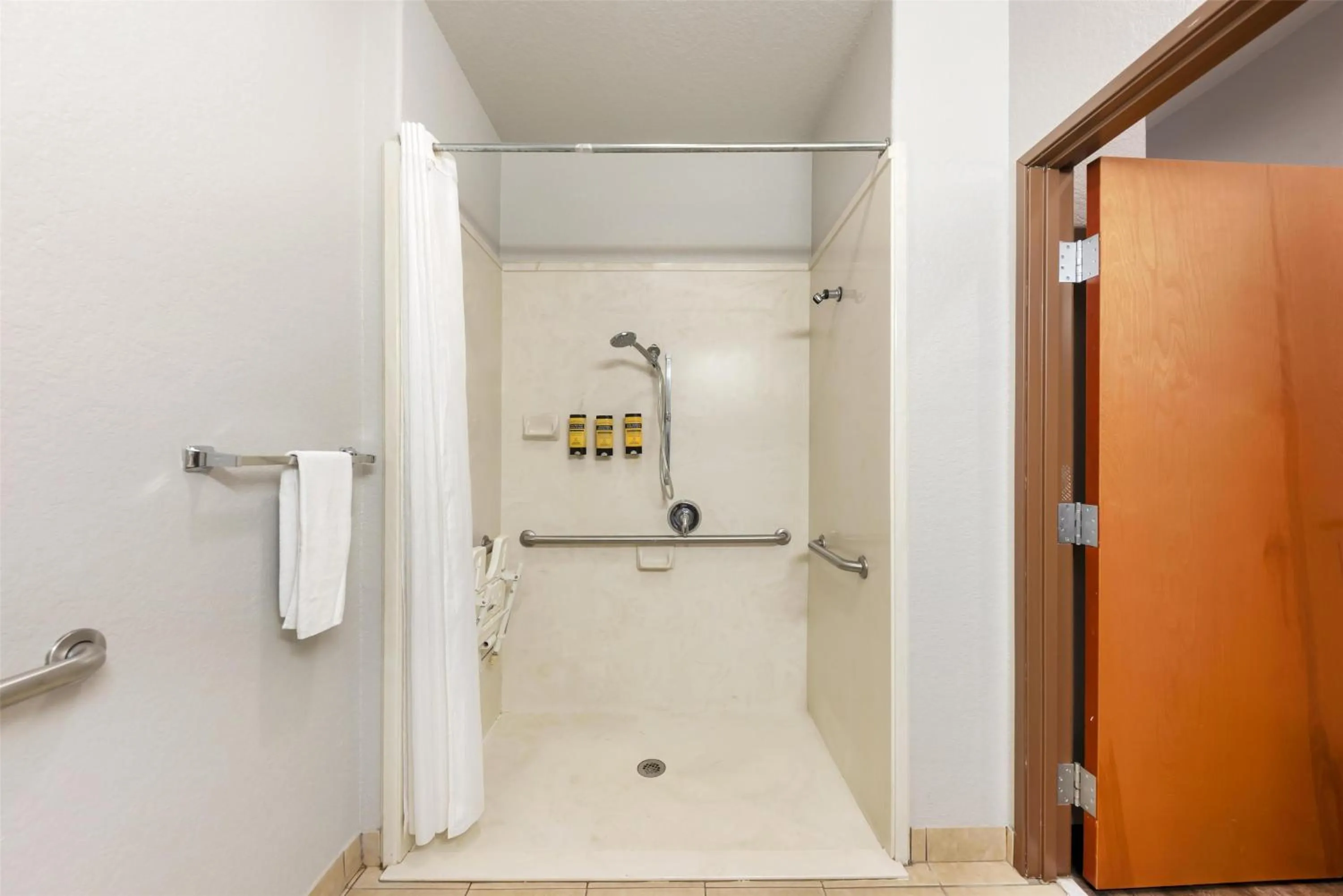 Bathroom in Best Western Plus San Antonio East Inn & Suites