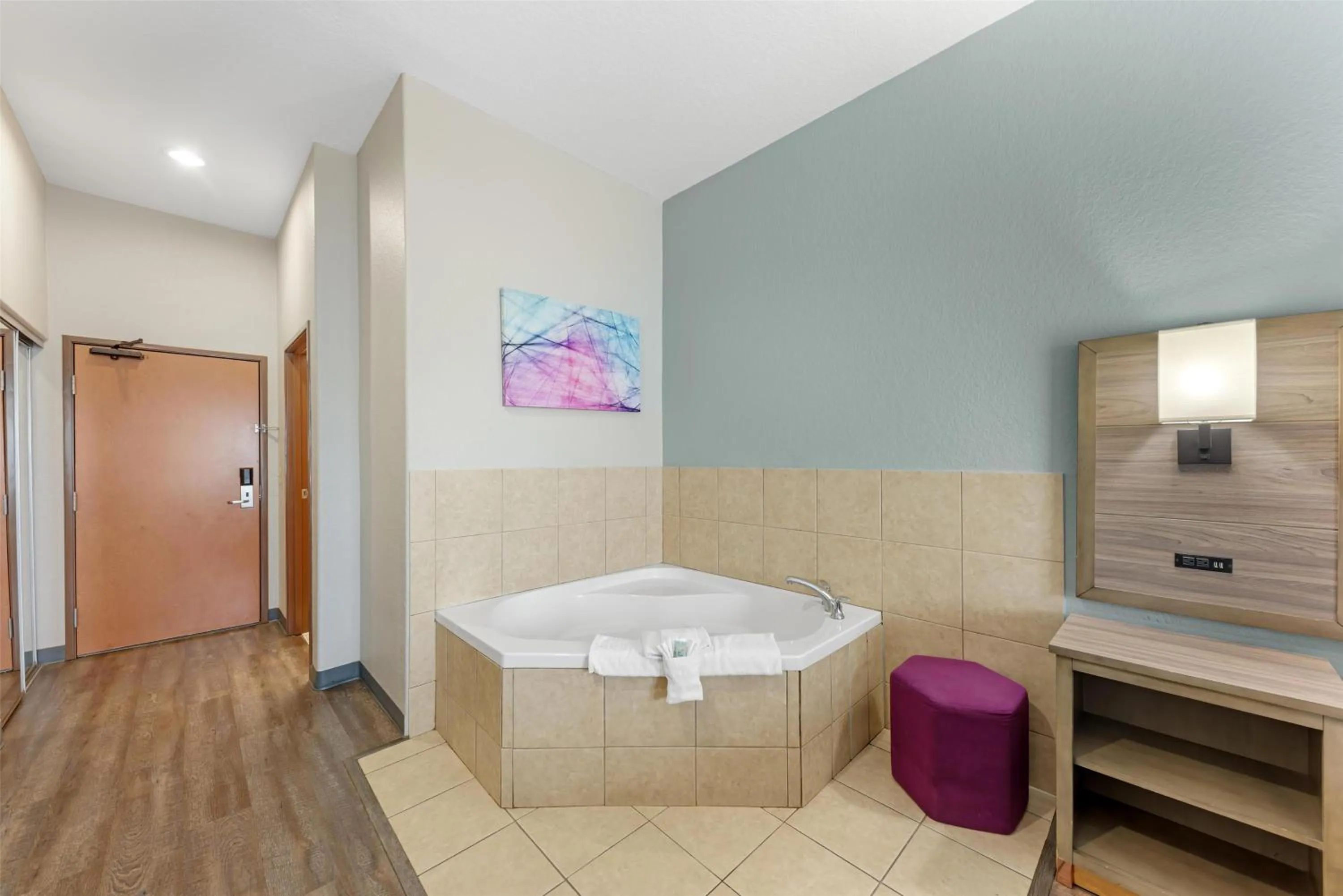 Bedroom in Best Western Plus San Antonio East Inn & Suites