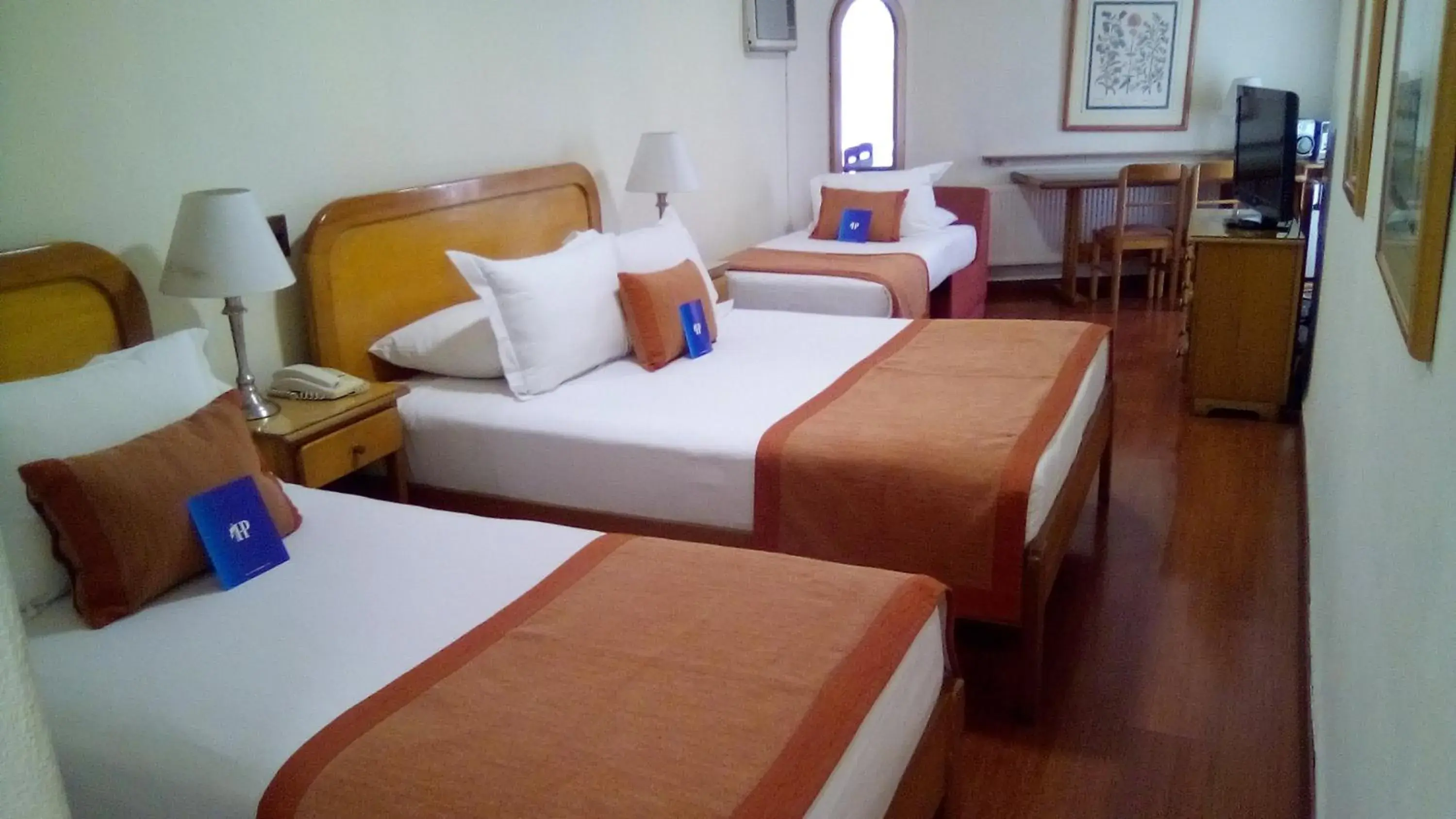 Family, Bed in Hotel Presidente Family, Bed in Hotel Presidente