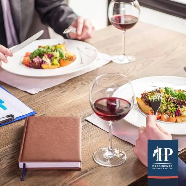 Restaurant/places to eat in Hotel Presidente