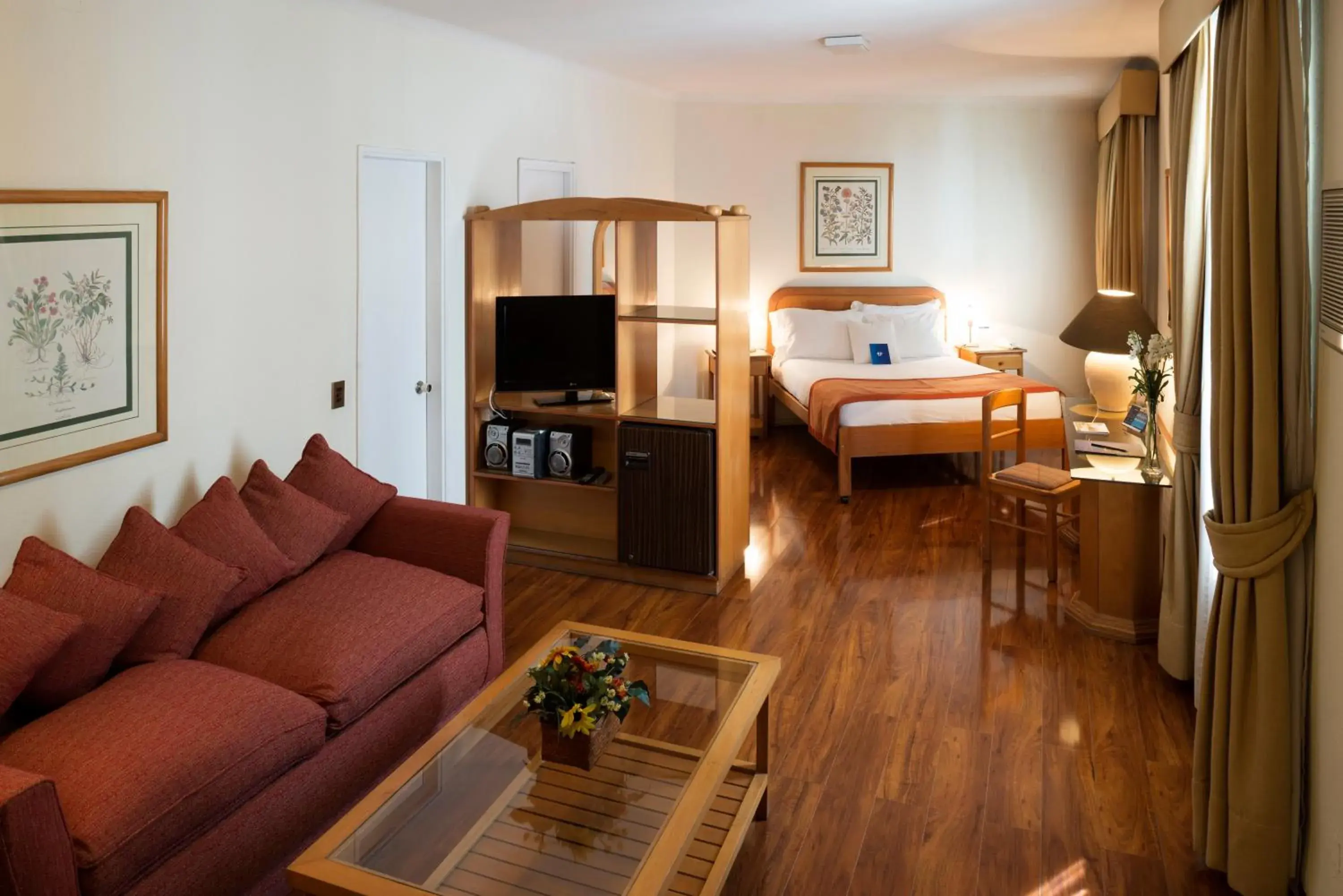 Photo of the whole room, Bed in Hotel Presidente Photo of the whole room, Bed in Hotel Presidente