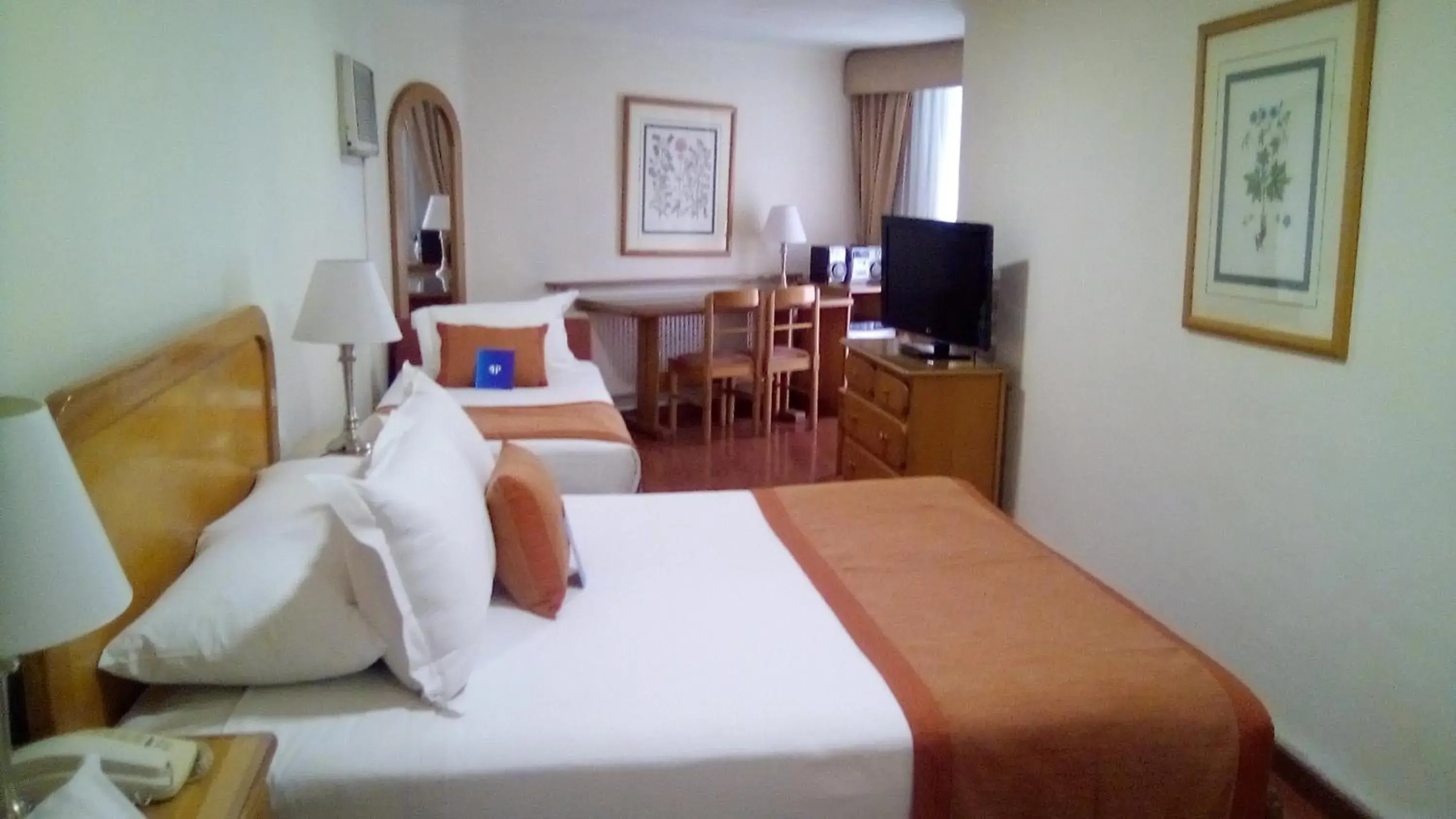 Family, Bed in Hotel Presidente Family, Bed in Hotel Presidente