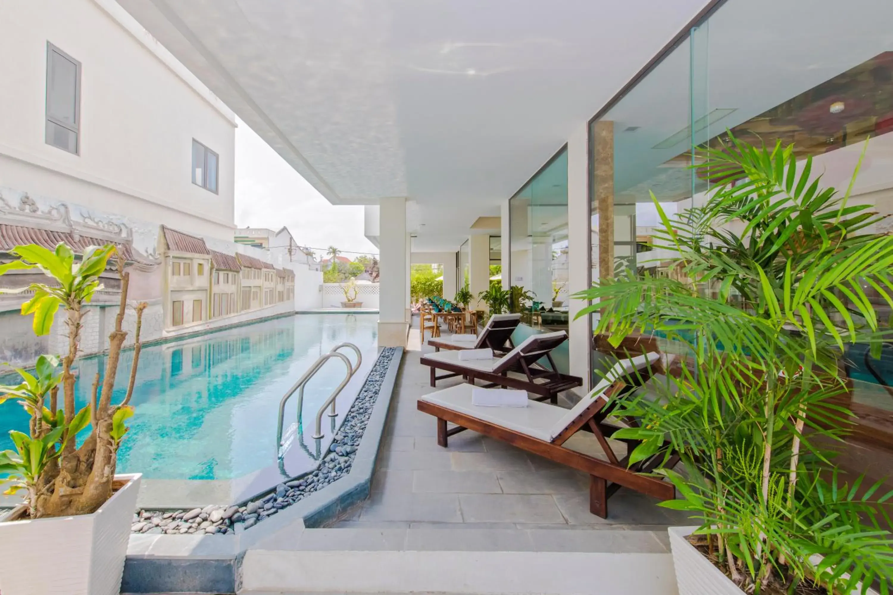 Swimming pool in Ally Beach Boutique Hotel Hoian Swimming pool in Ally Beach Boutique Hotel Hoian