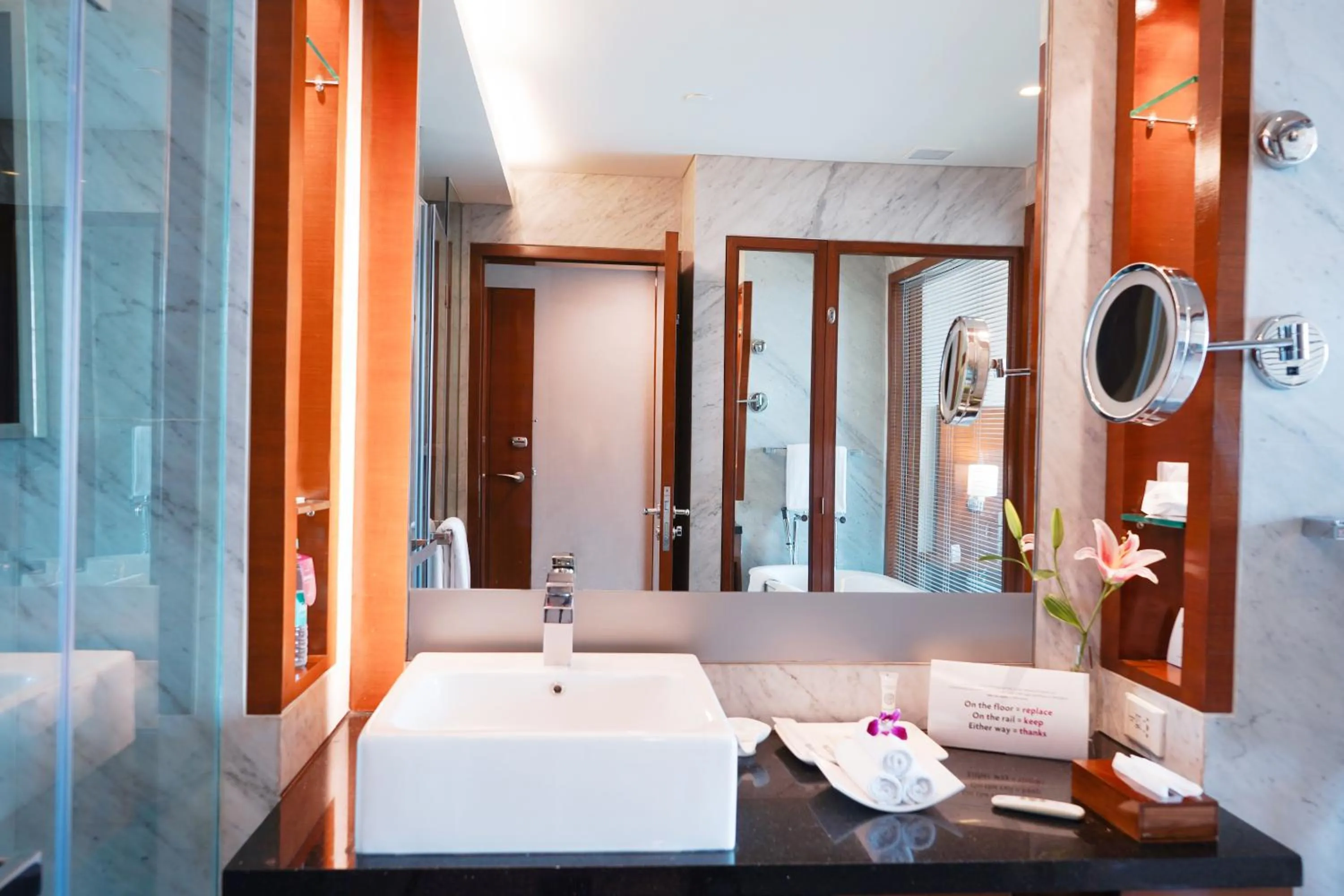 Bathroom in Crowne Plaza Today Gurugram by IHG