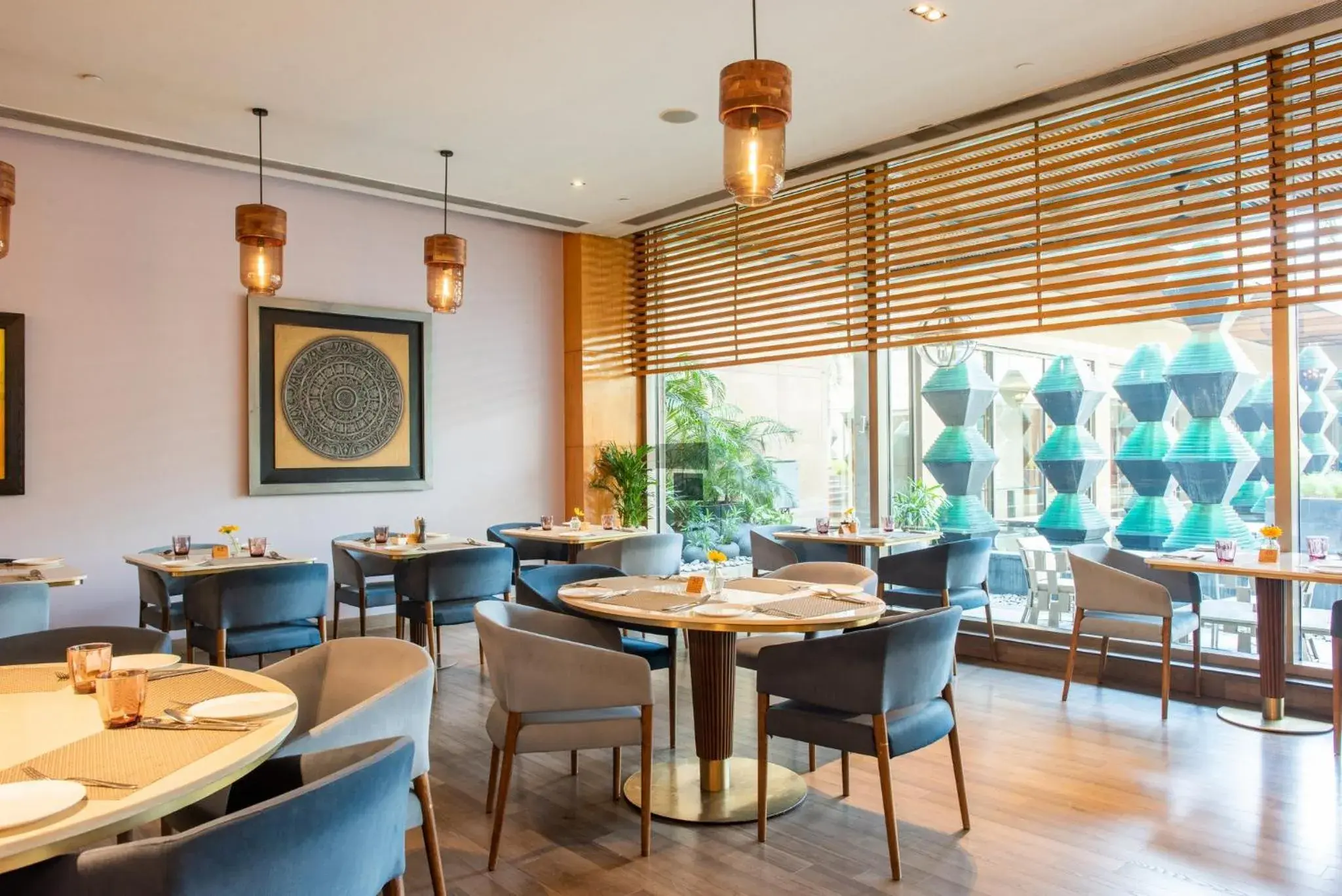 Restaurant/places to eat in Crowne Plaza Today Gurugram by IHG Restaurant/places to eat in Crowne Plaza Today Gurugram by IHG