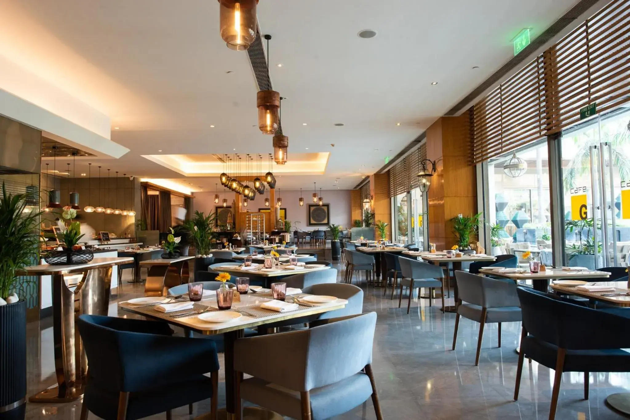 Restaurant/places to eat in Crowne Plaza Today Gurugram by IHG Restaurant/places to eat in Crowne Plaza Today Gurugram by IHG