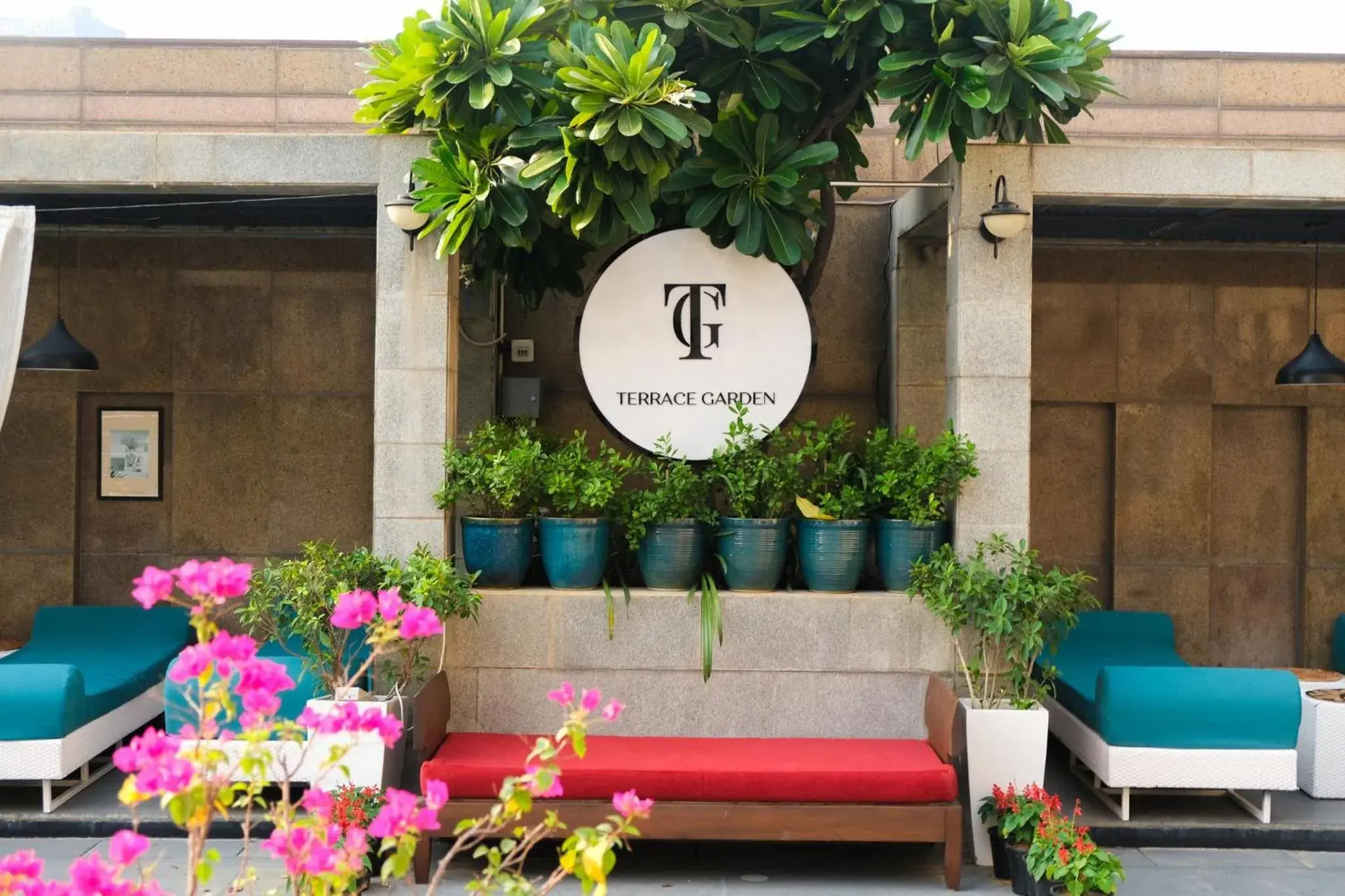 Restaurant/places to eat in Crowne Plaza Today Gurugram by IHG Restaurant/places to eat in Crowne Plaza Today Gurugram by IHG