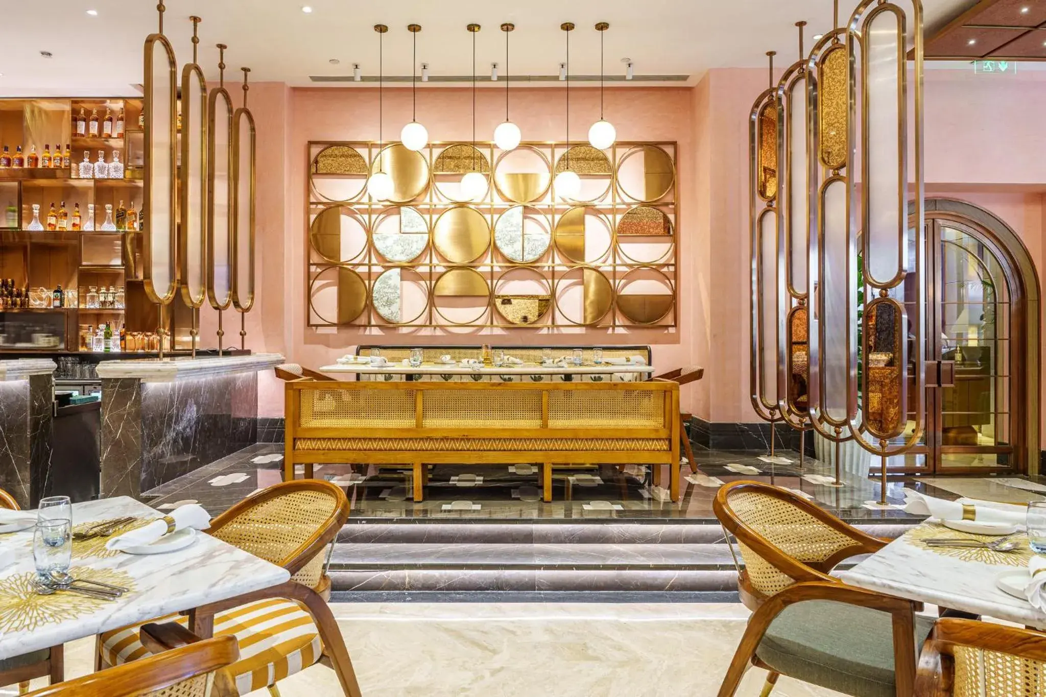 Restaurant/places to eat in Crowne Plaza Today Gurugram by IHG Restaurant/places to eat in Crowne Plaza Today Gurugram by IHG