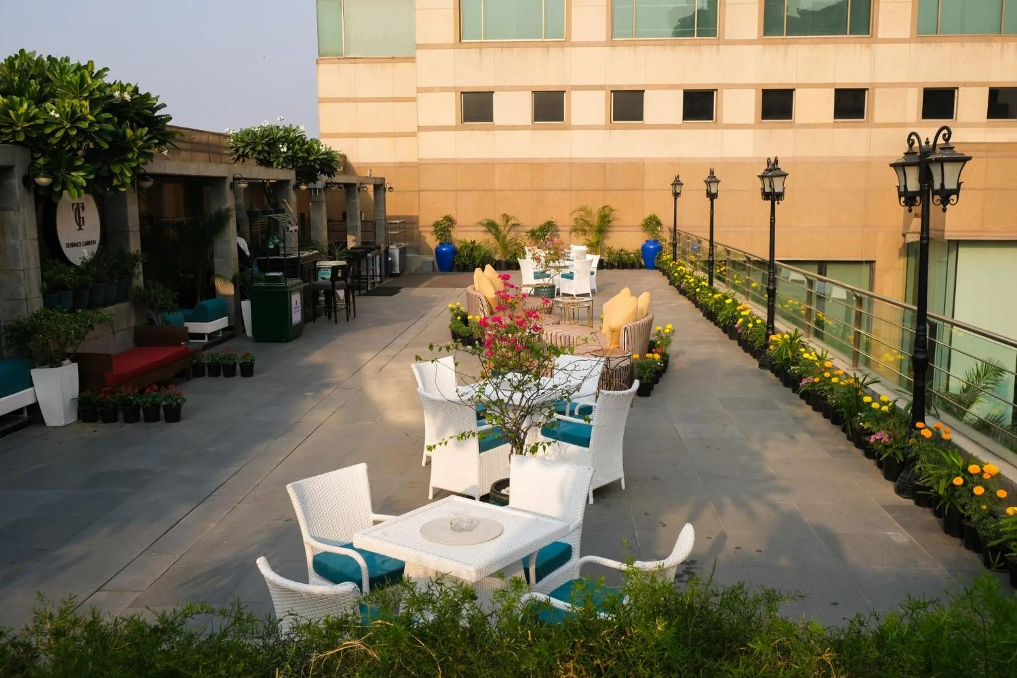 Restaurant/places to eat in Crowne Plaza Today Gurugram by IHG