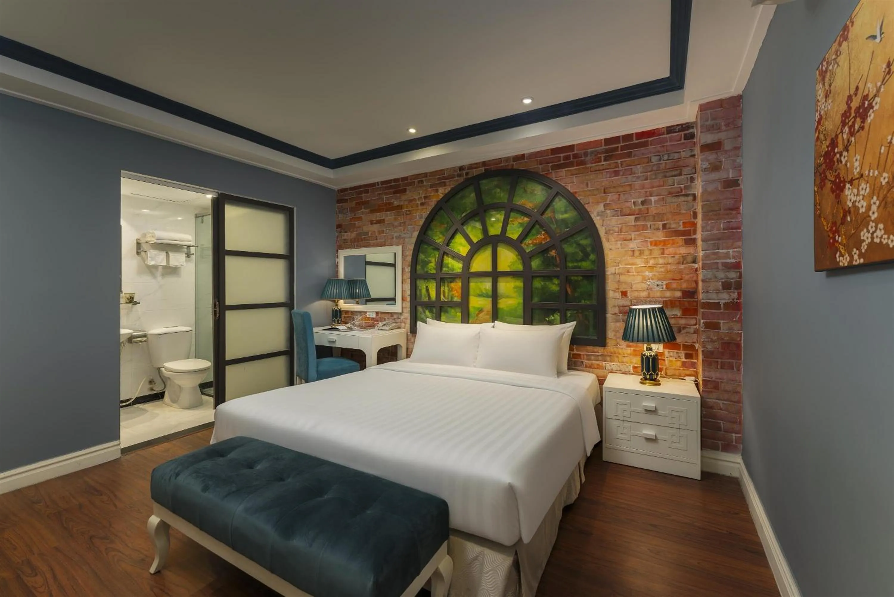 Bed in Hanoi La Selva Hotel