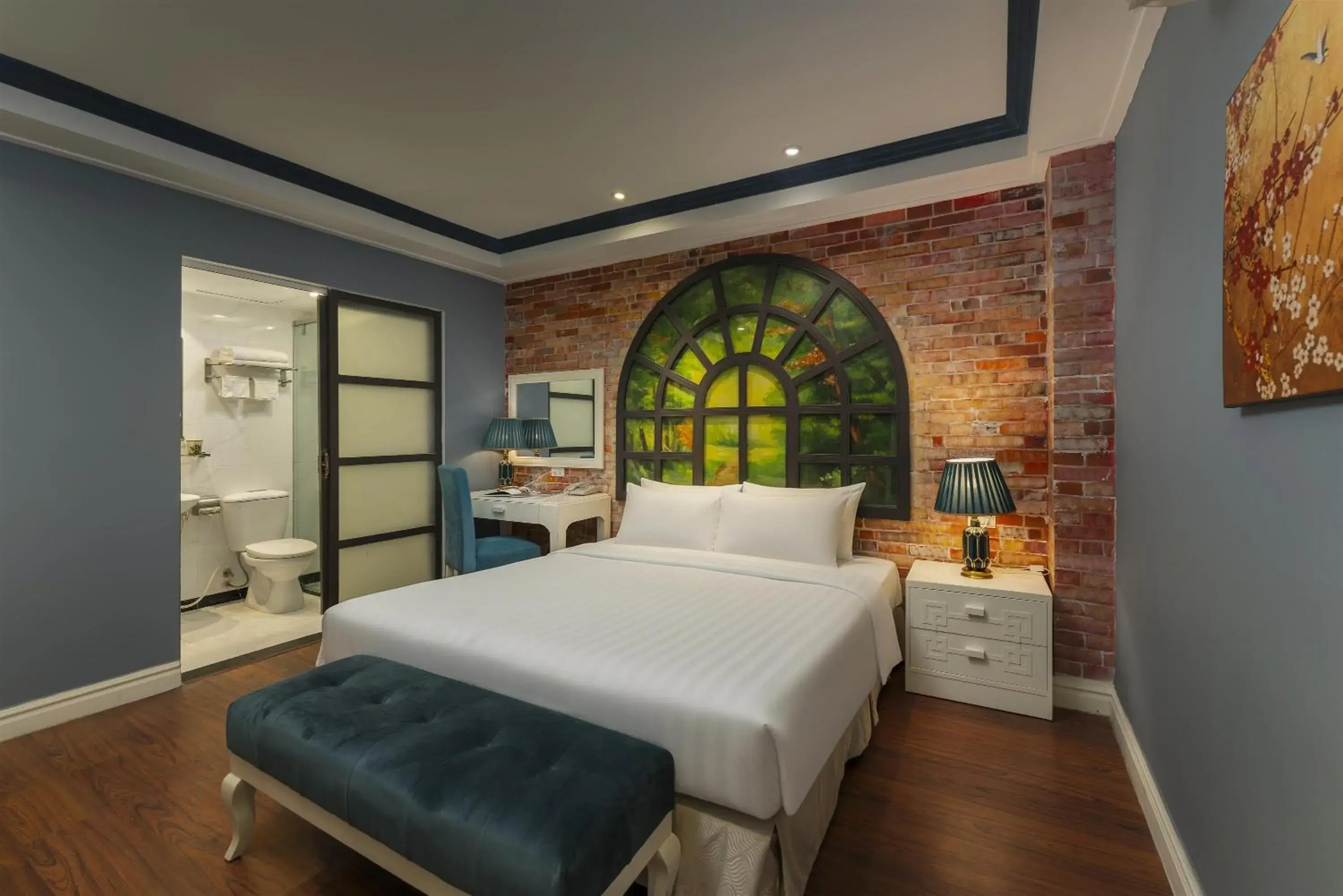 Bed in Hanoi La Selva Hotel Bed in Hanoi La Selva Hotel