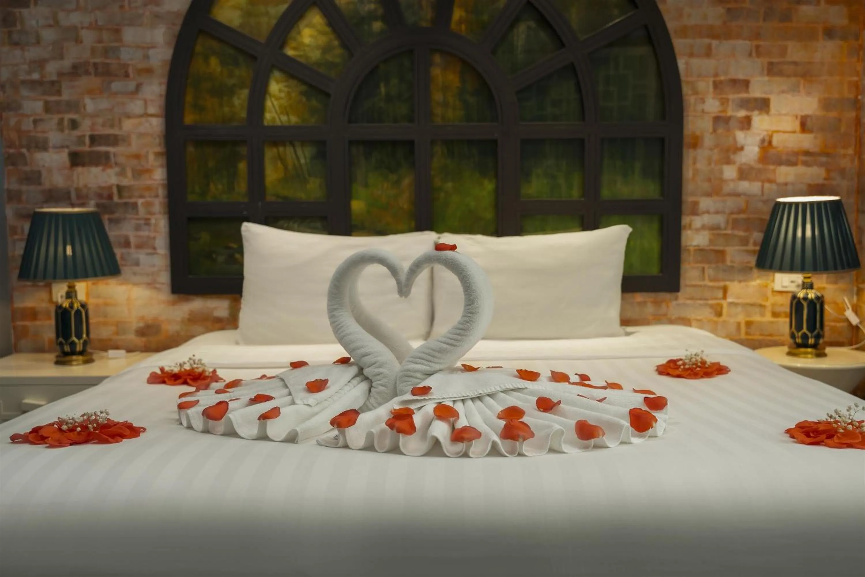 Bed in Hanoi La Selva Hotel