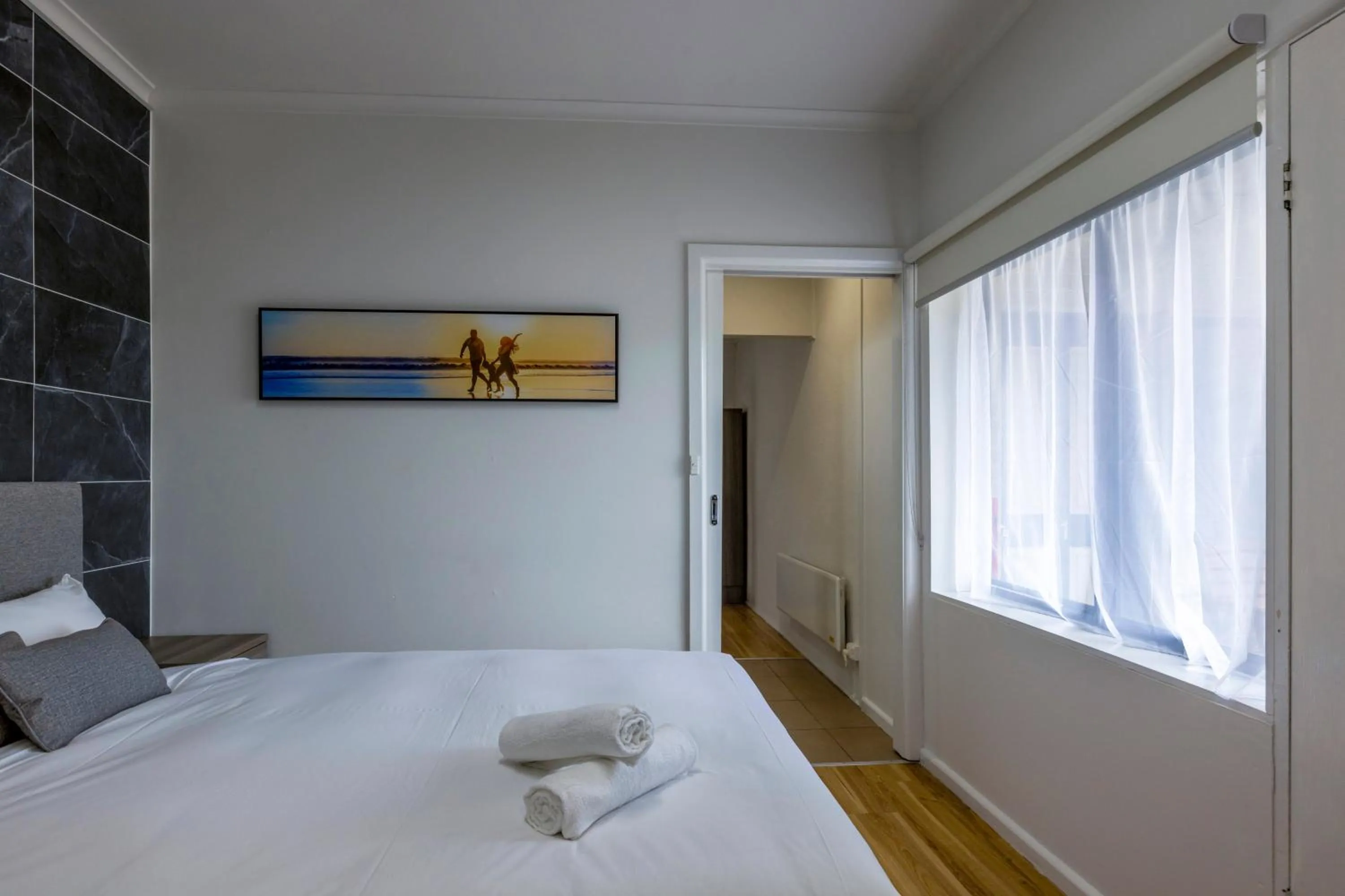 Bedroom, Bed in Rosebud Motel