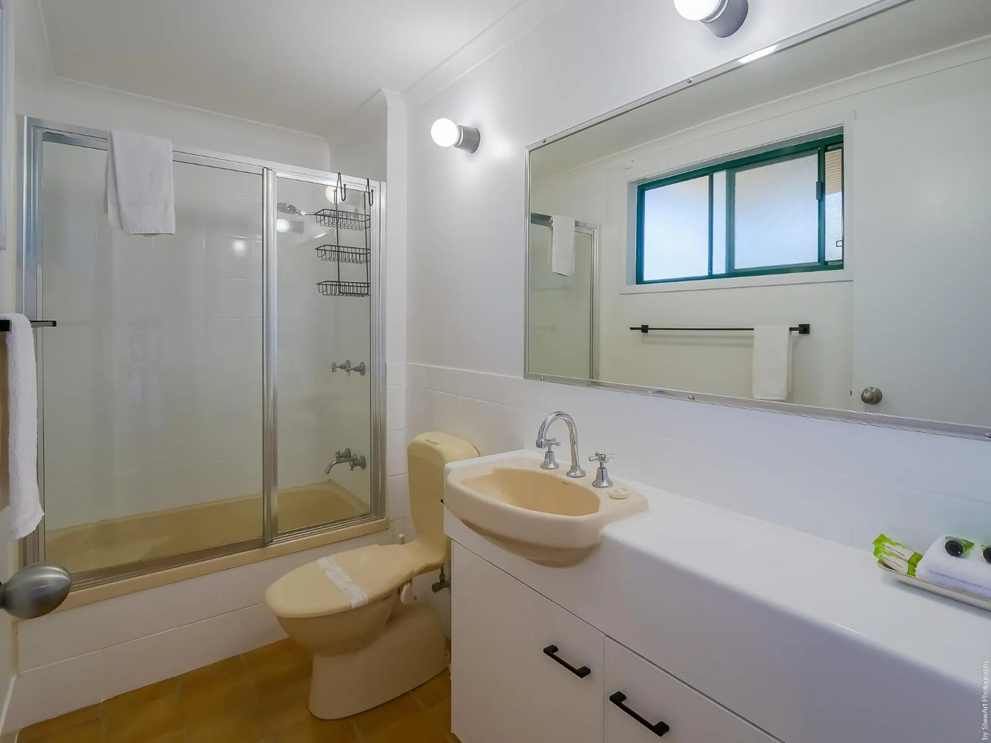 Property building in Boat Harbour Studio Apartments and Villas