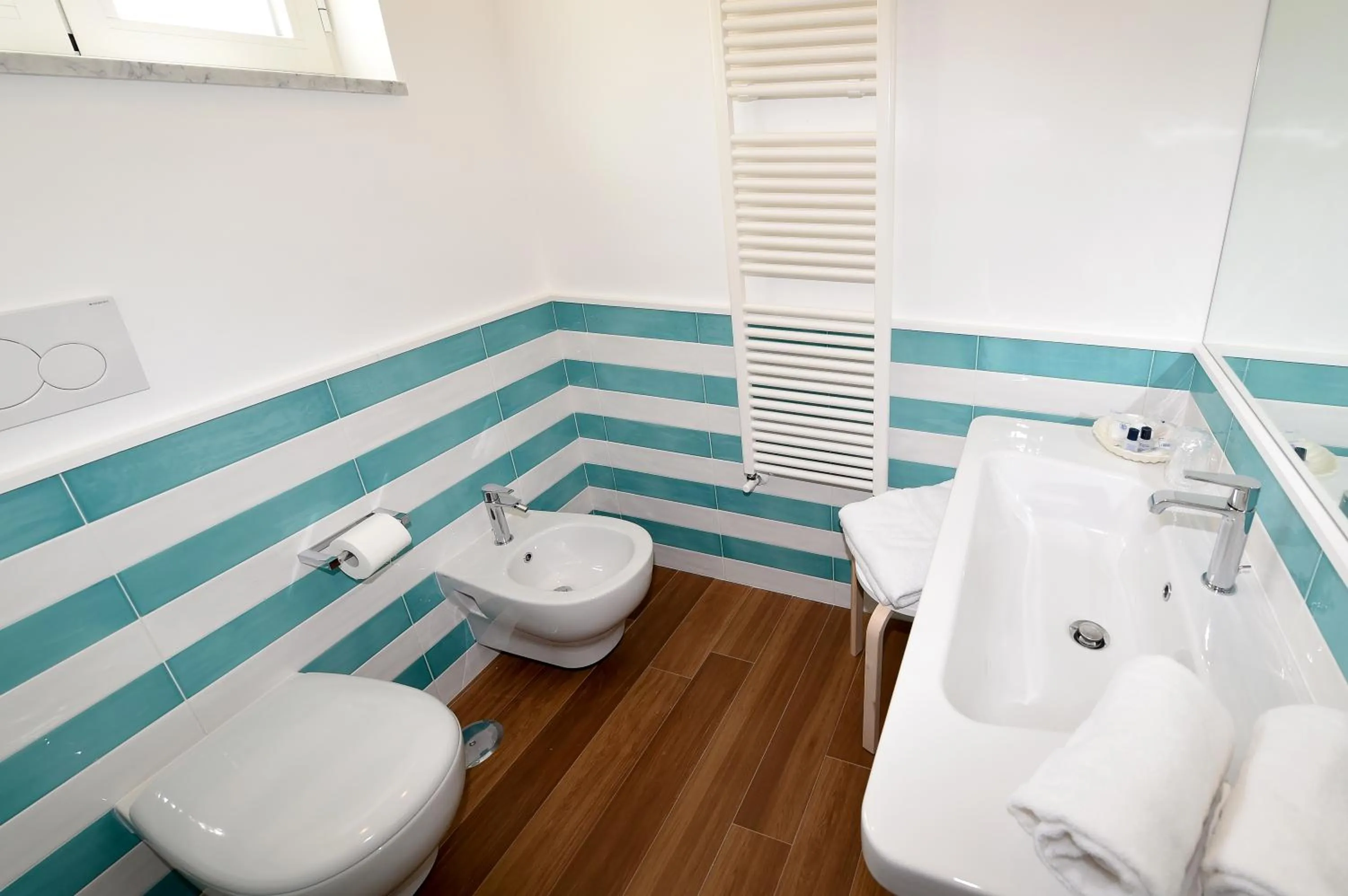 Toilet in Casa Pantone