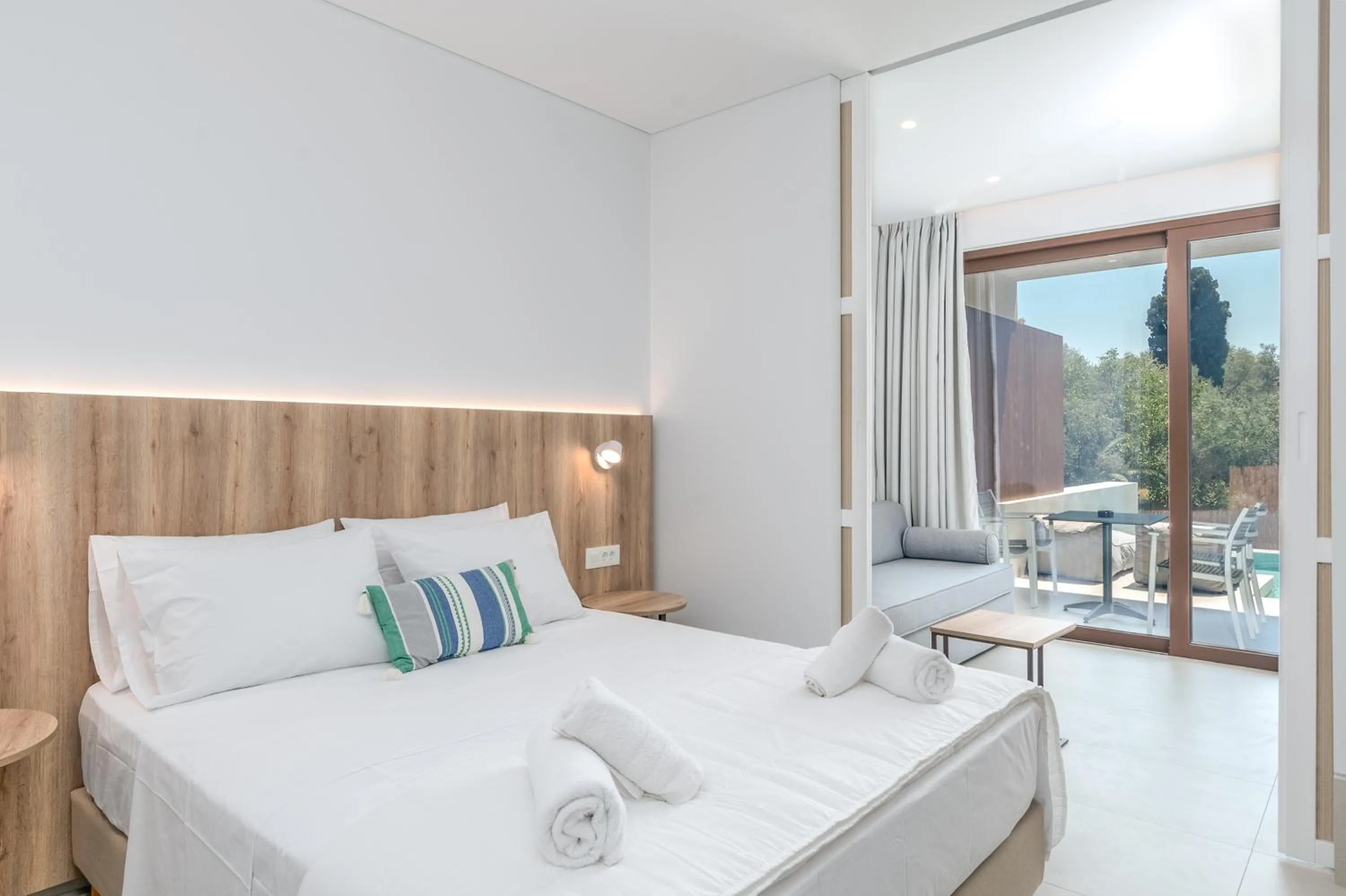 Lazaros Hotel Resort