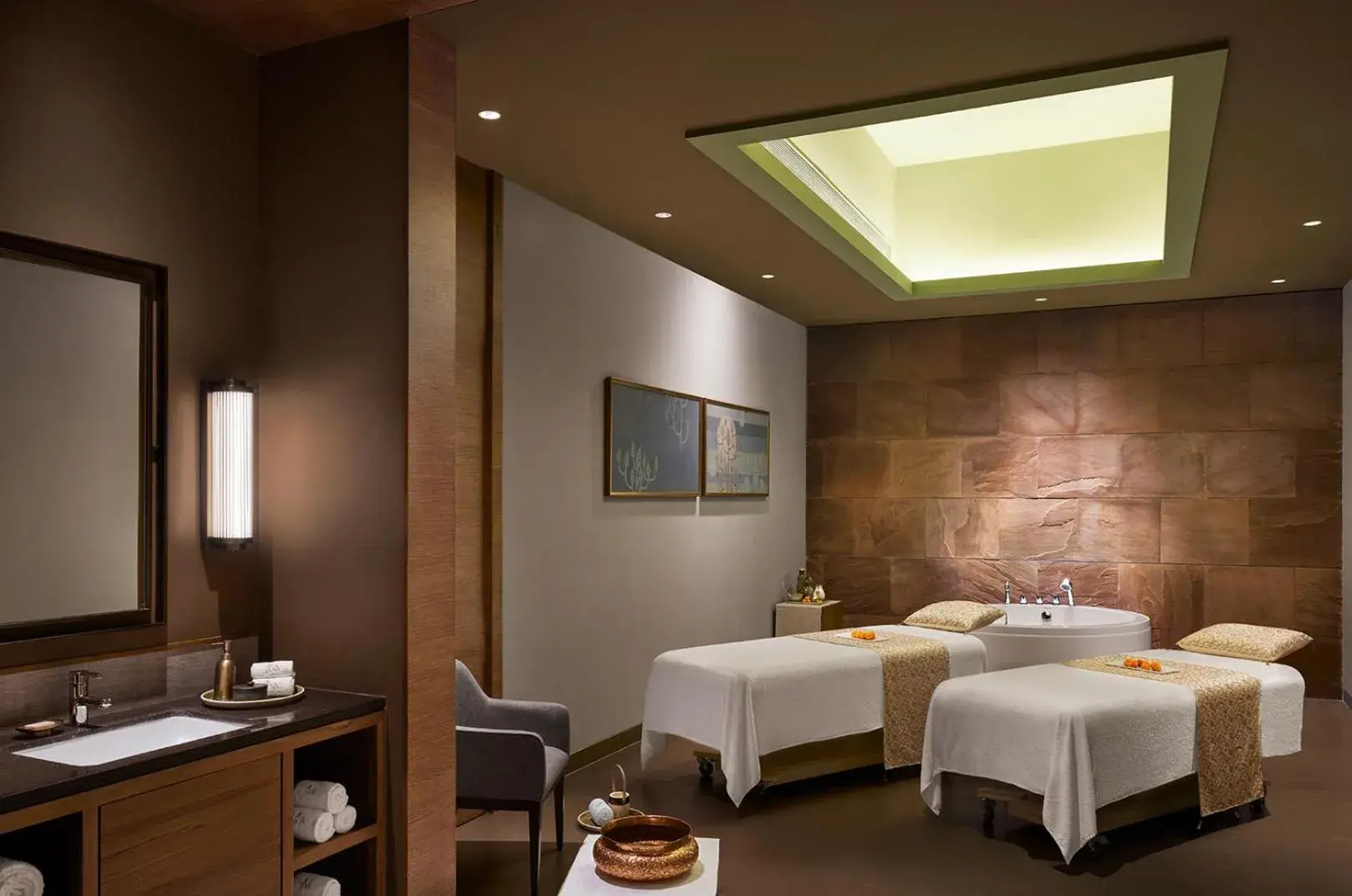 Spa and wellness centre/facilities, Bed in Taj City Centre New Town, Kolkata Spa and wellness centre/facilities, Bed in Taj City Centre New Town, Kolkata