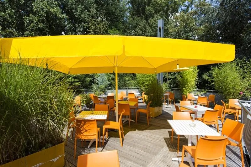 Lounge or bar in Jugendherberge City-Hostel Köln-Riehl