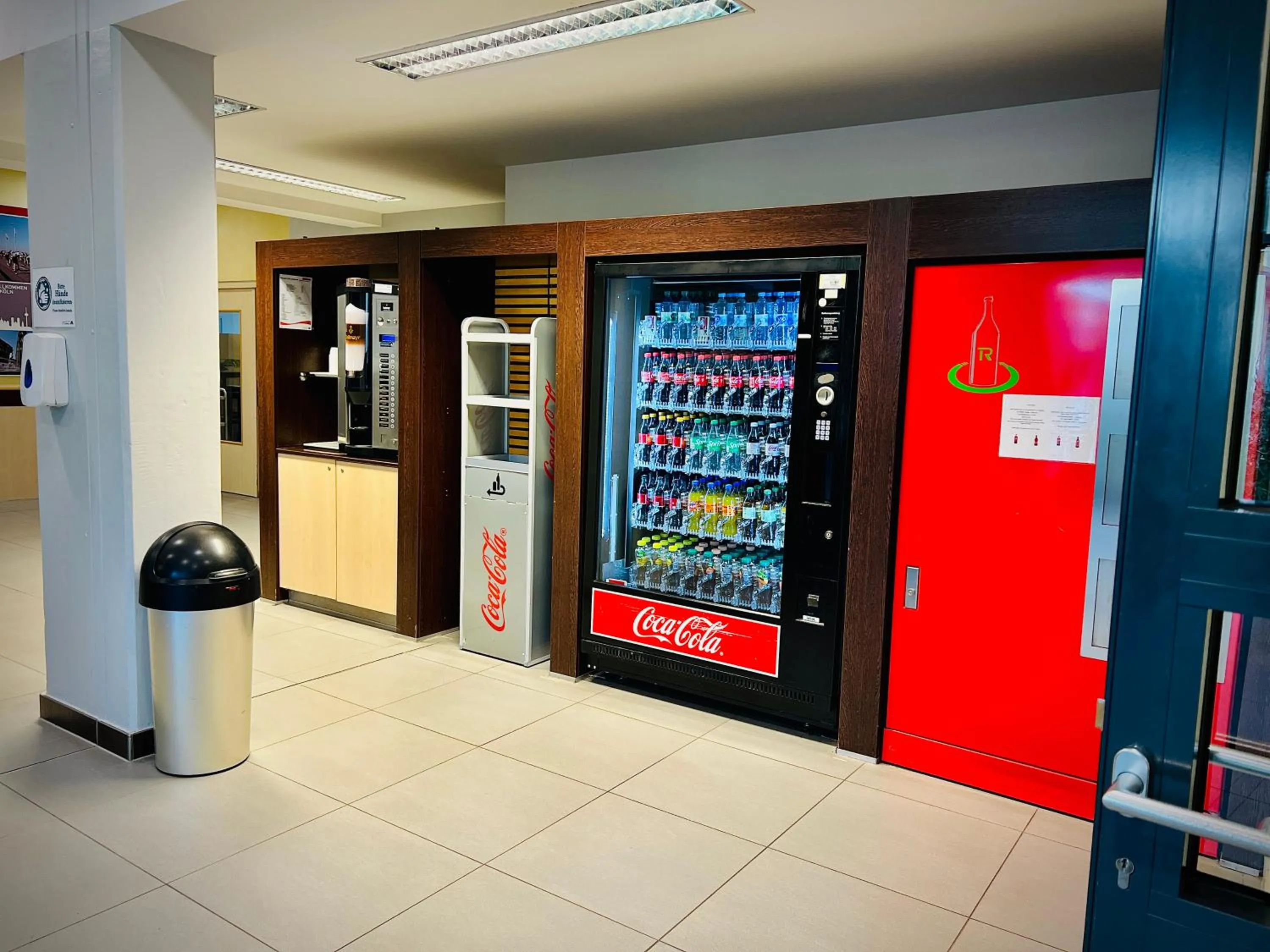 Lobby or reception in Jugendherberge City-Hostel Köln-Riehl