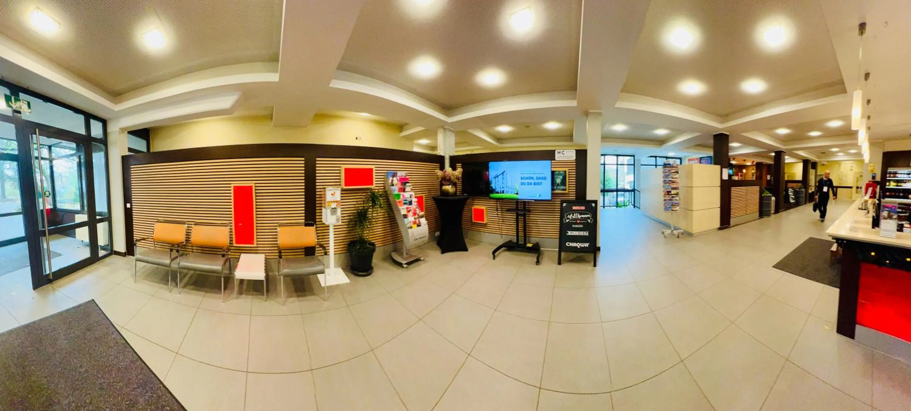 Facade/entrance in Jugendherberge City-Hostel Köln-Riehl