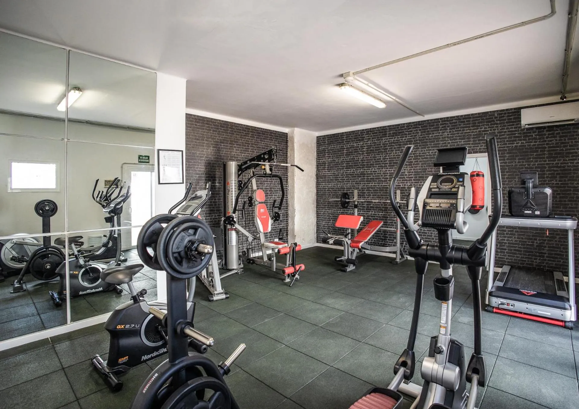 Property building in Hyde Park Lane