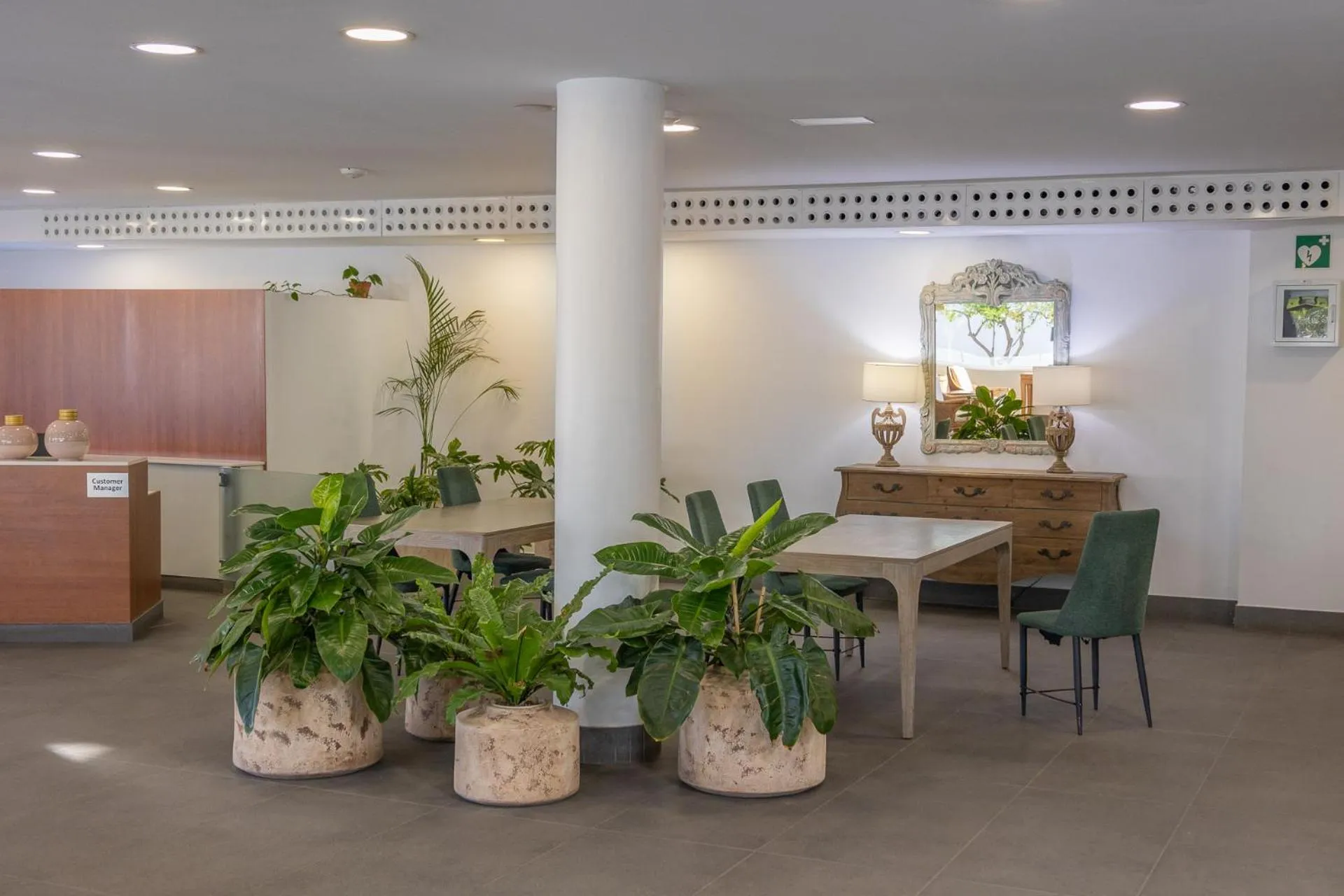 Property building in Hyde Park Lane