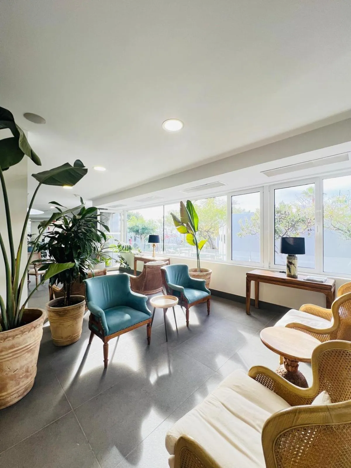 Property building in Hyde Park Lane