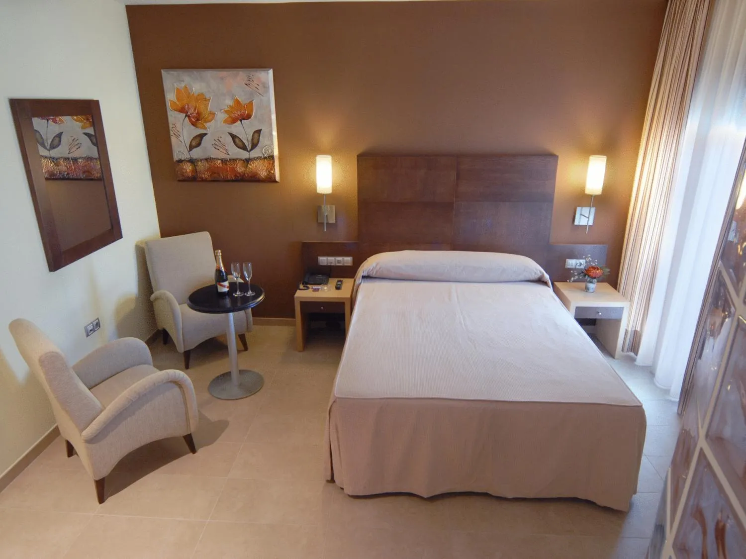 Photo of the whole room, Bed in Hotel Macami