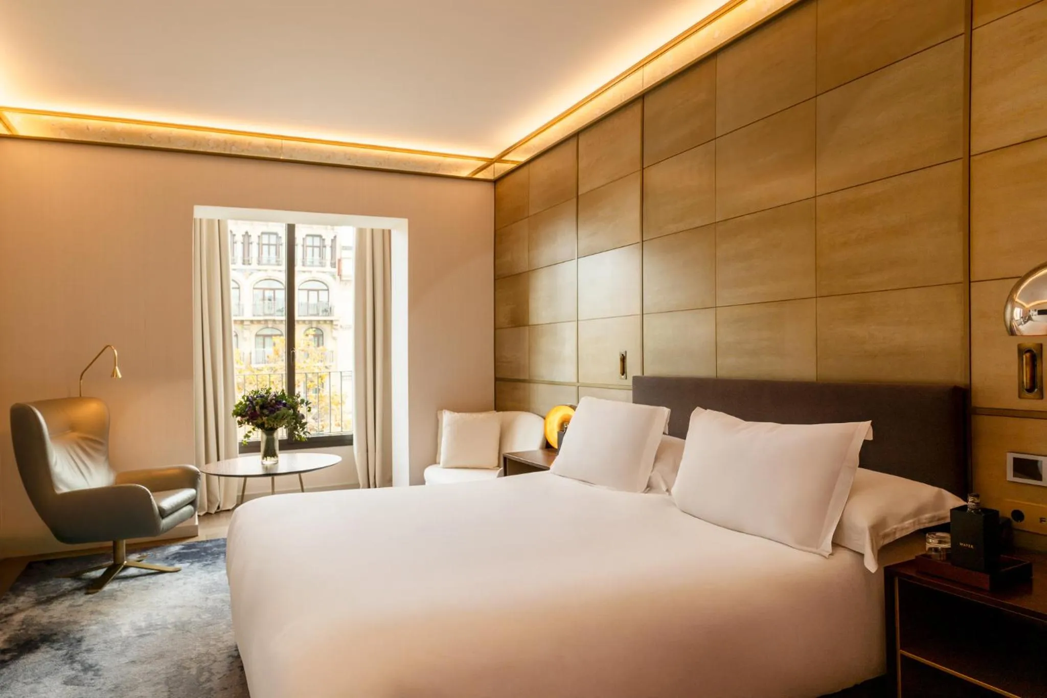 Bed in Almanac Barcelona