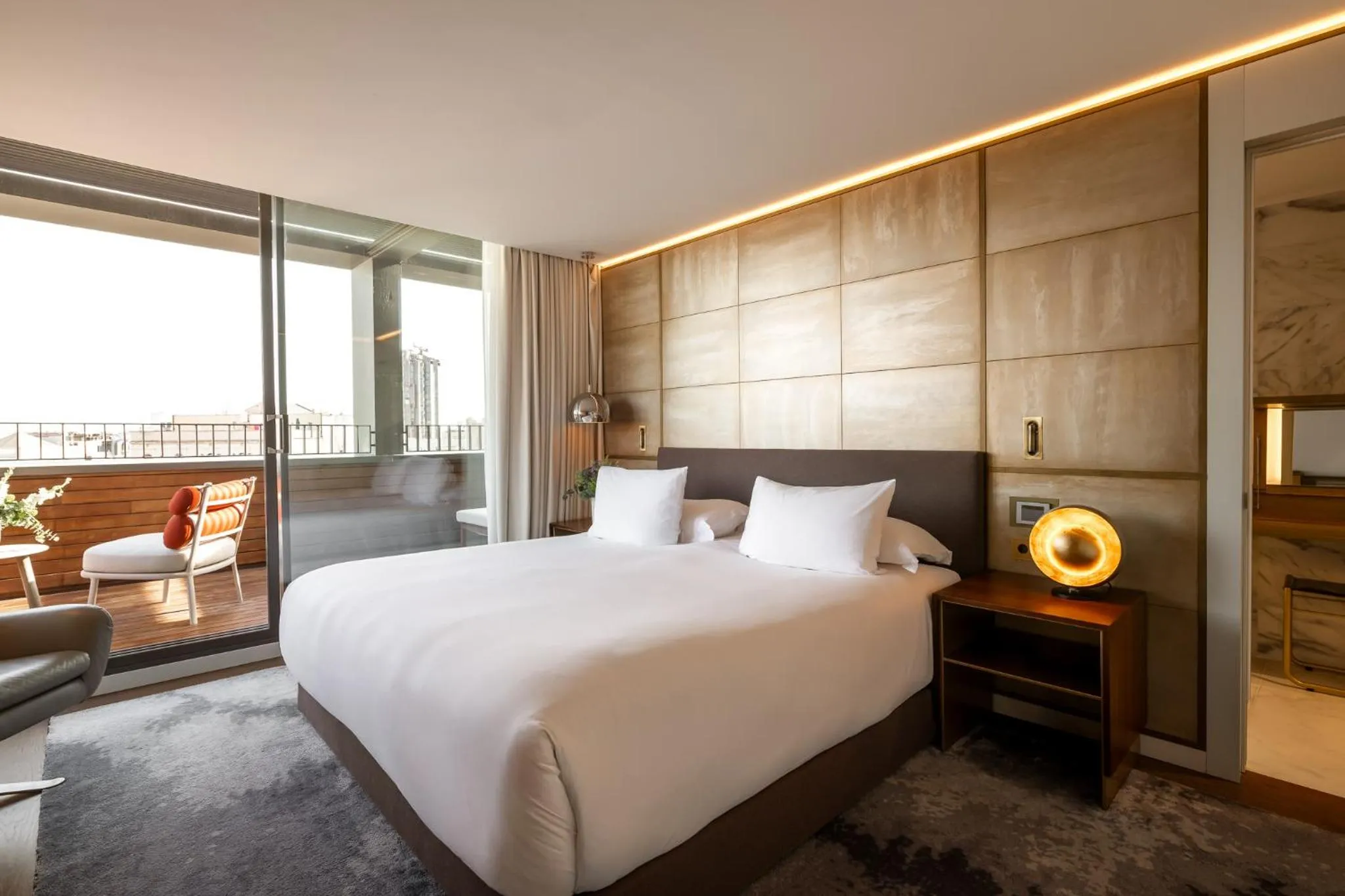 Bed in Almanac Barcelona