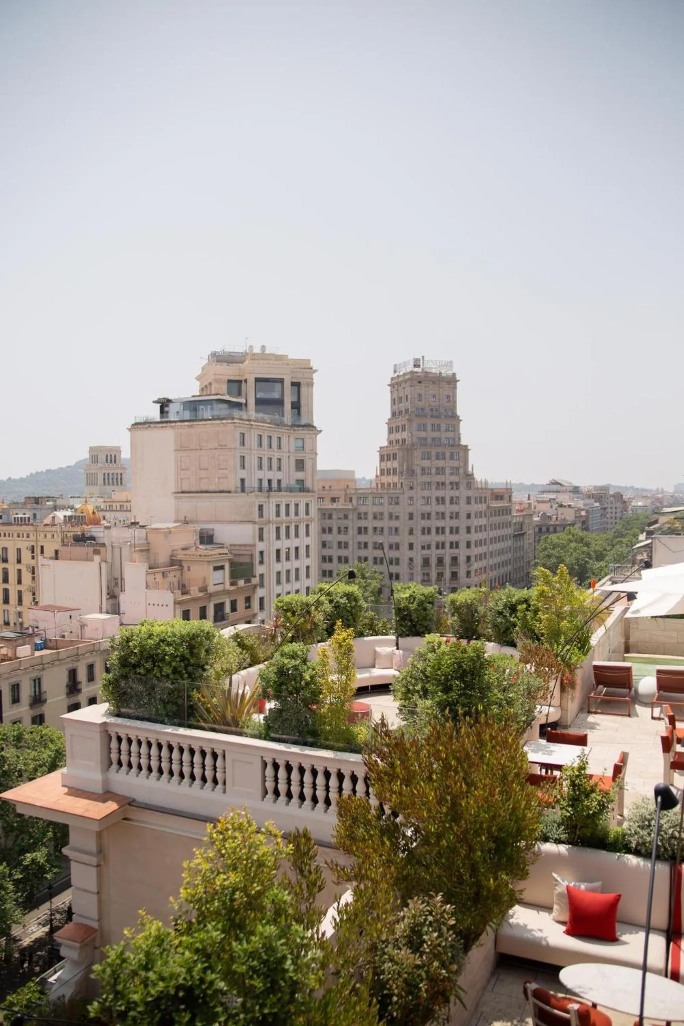 Property building in Almanac Barcelona