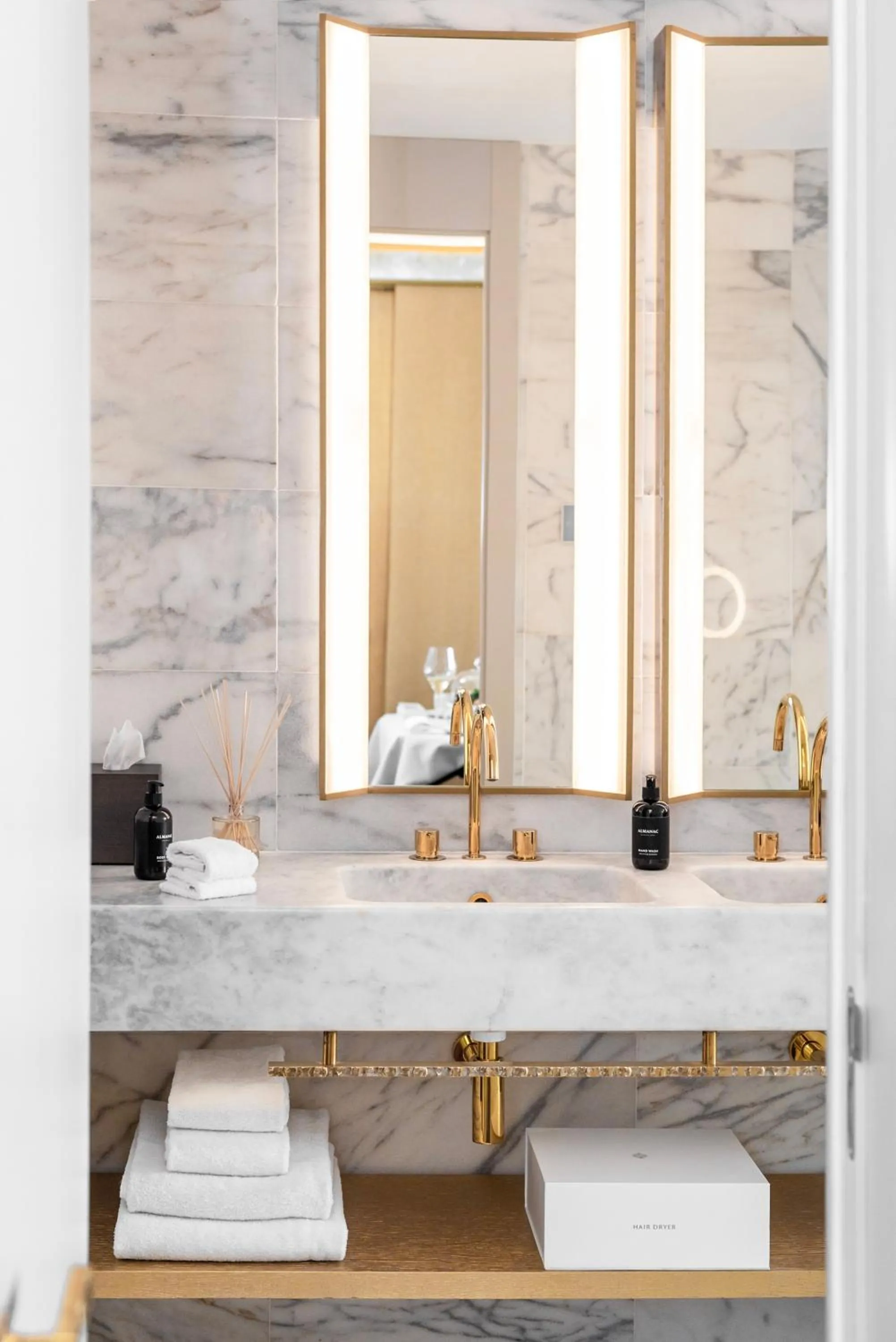 Bathroom in Almanac Barcelona