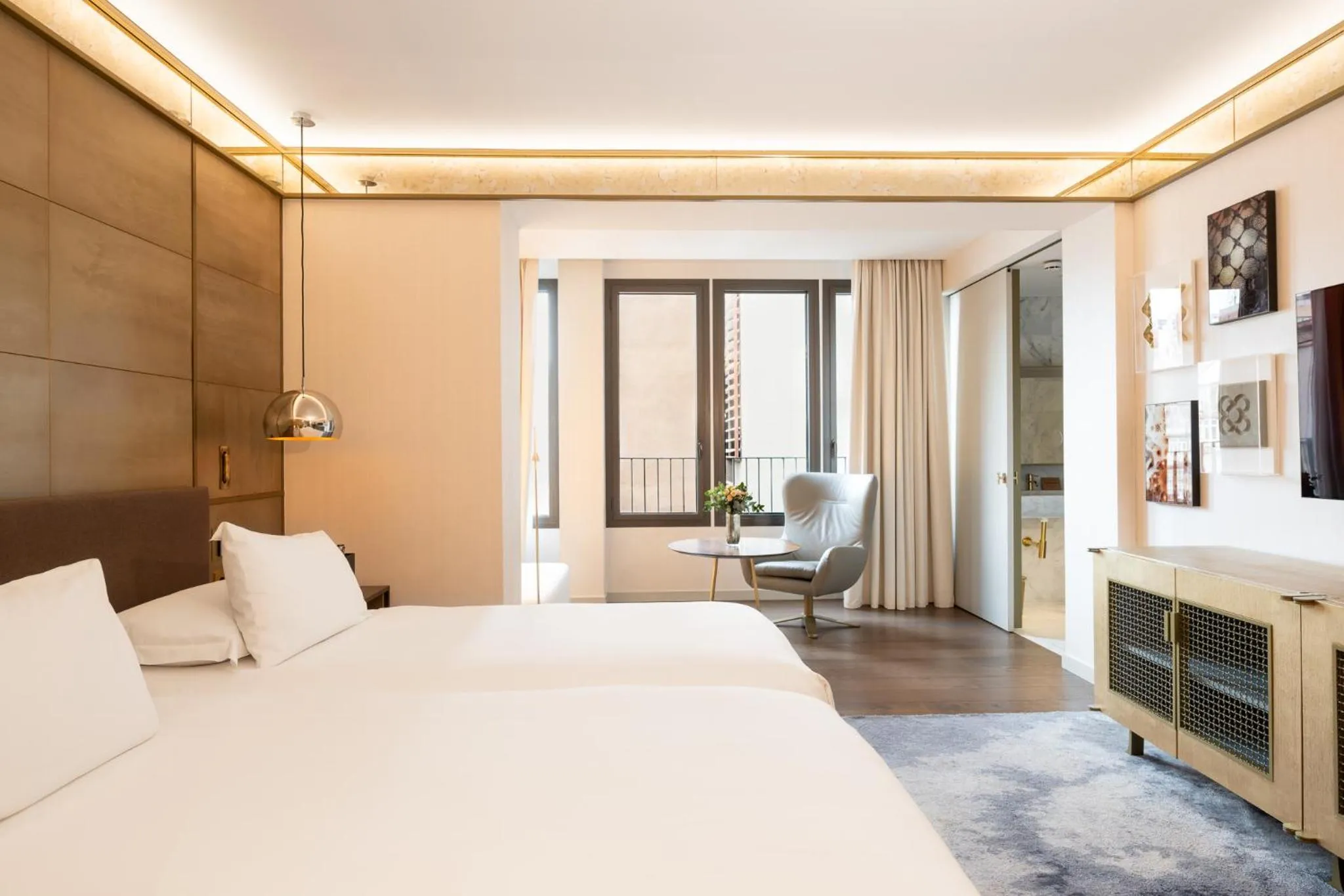 acessibility, Bed in Almanac Barcelona