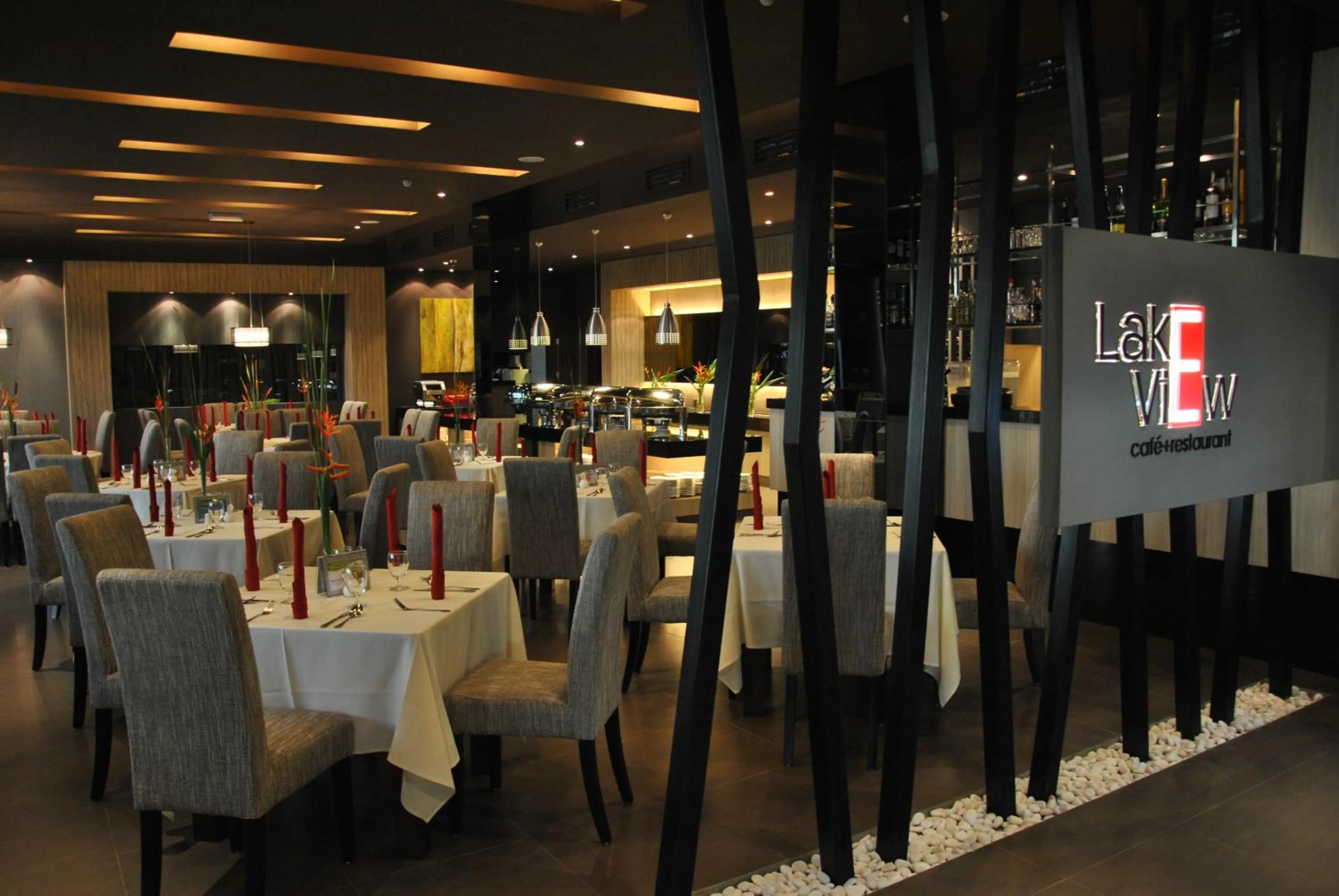 Restaurant/places to eat in Eastwood Valley Golf & Country Club