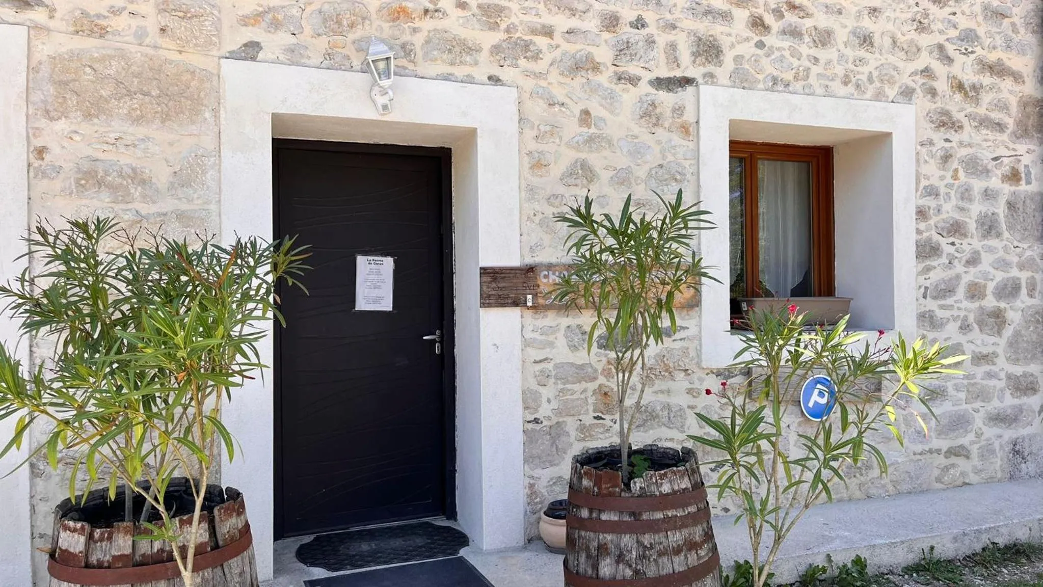 Property building in La ferme de Coron
