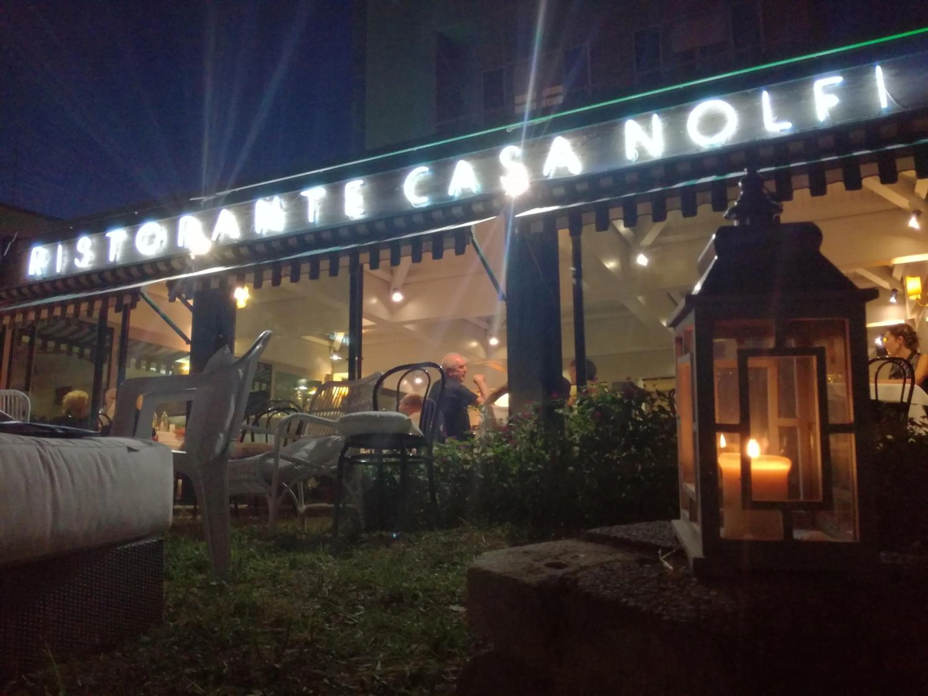 Patio in Hotel Augustus