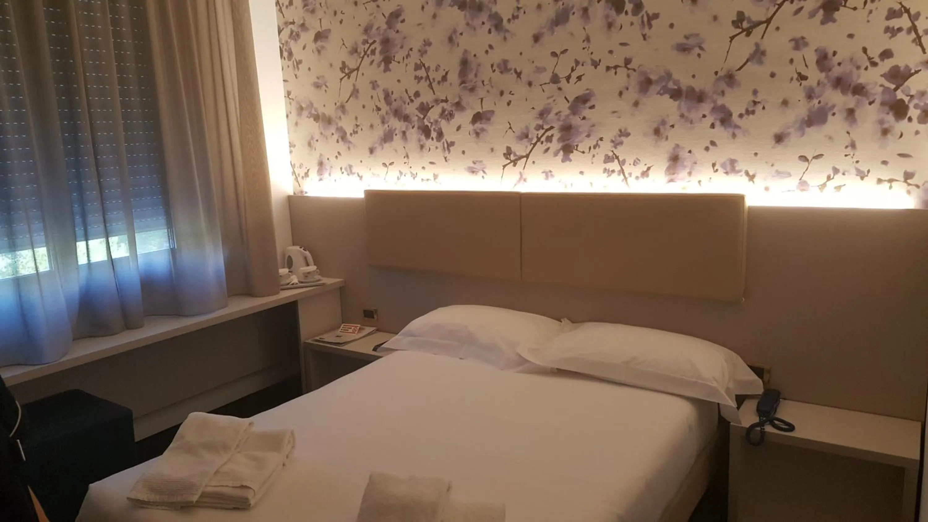 Bed in Hotel Augustus