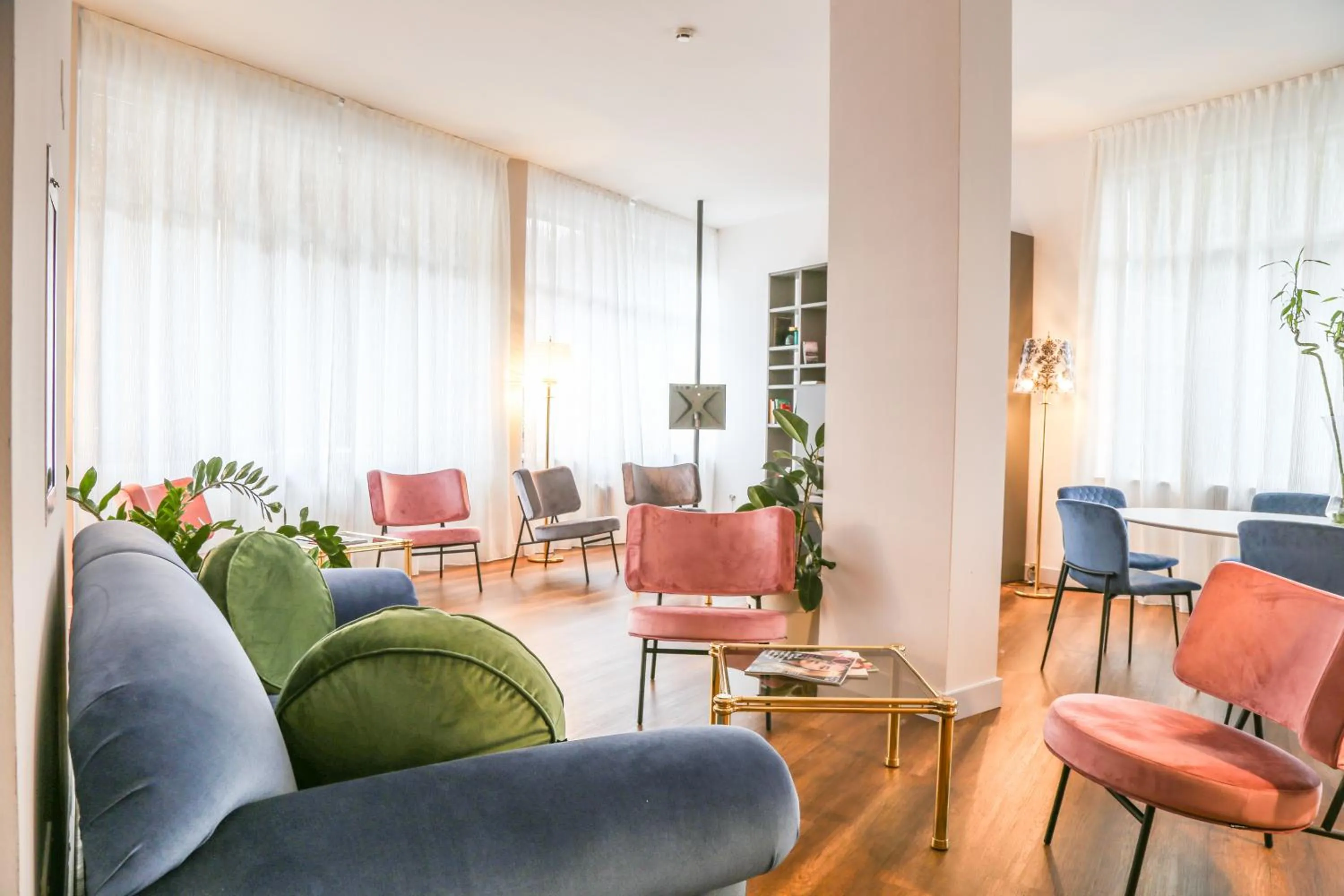 Communal lounge/ TV room in Hotel Augustus