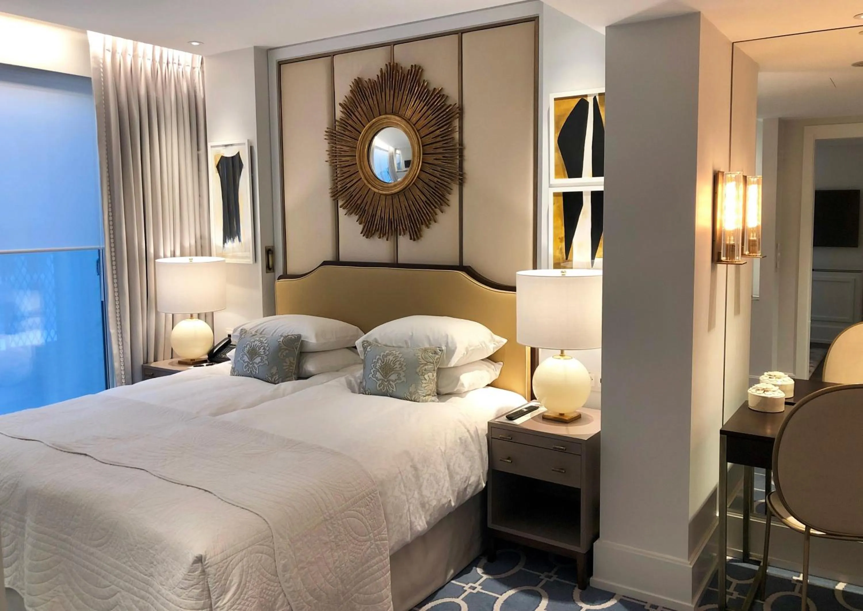 Bed in Hotel Continental