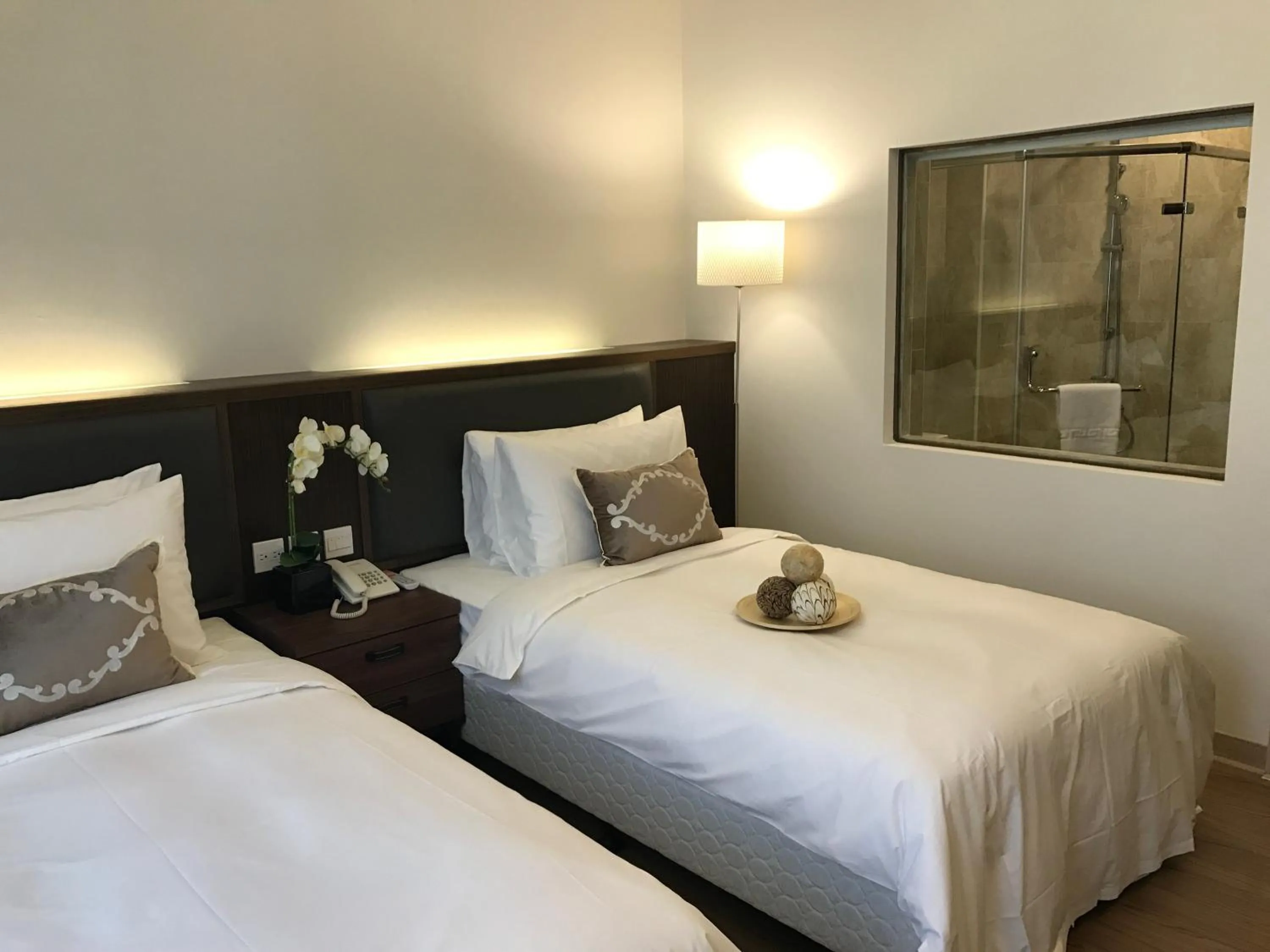 bunk bed, Bed in ML Hotel