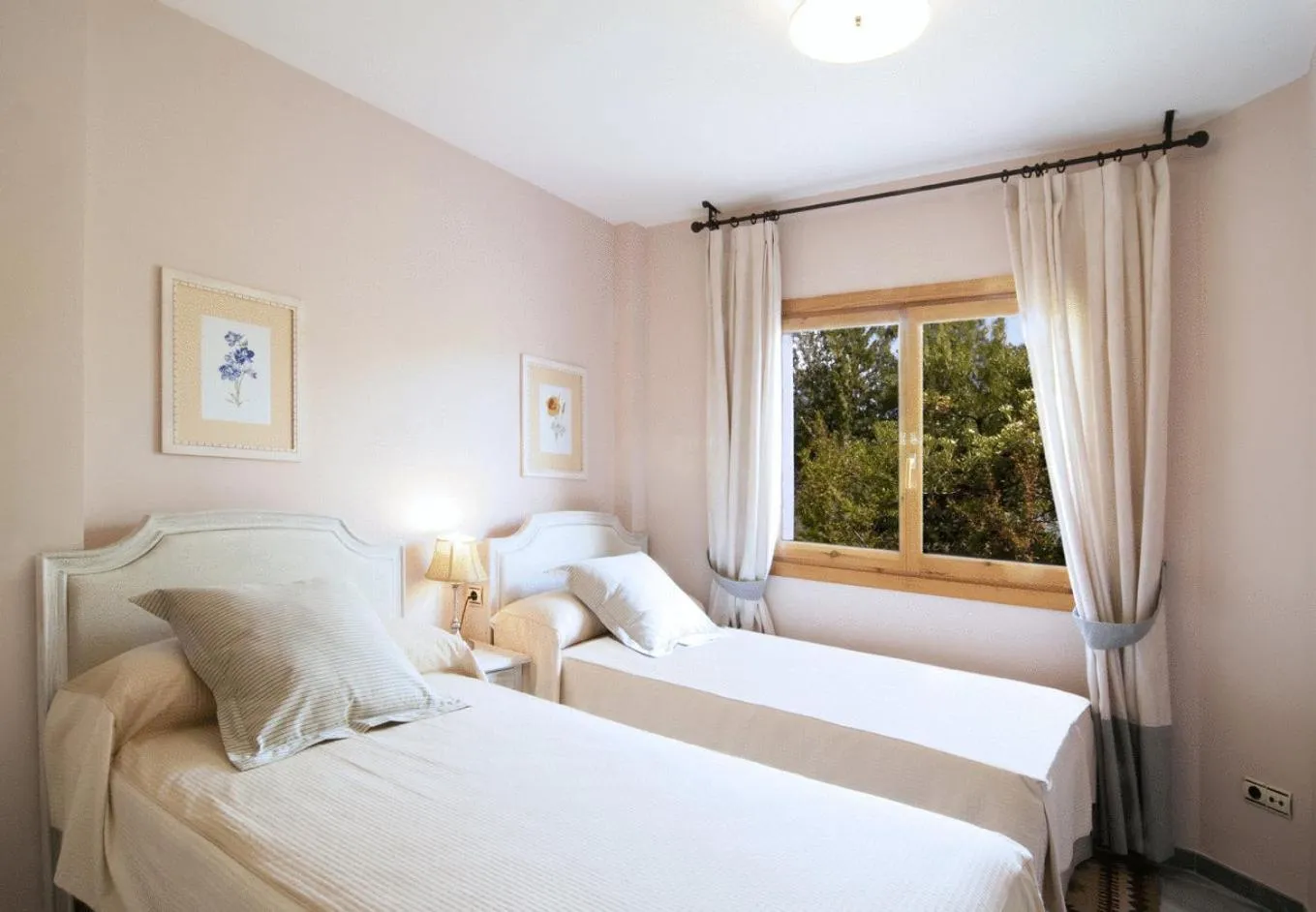 Photo of the whole room, Bed in Villa Turística de Laujar de Andarax