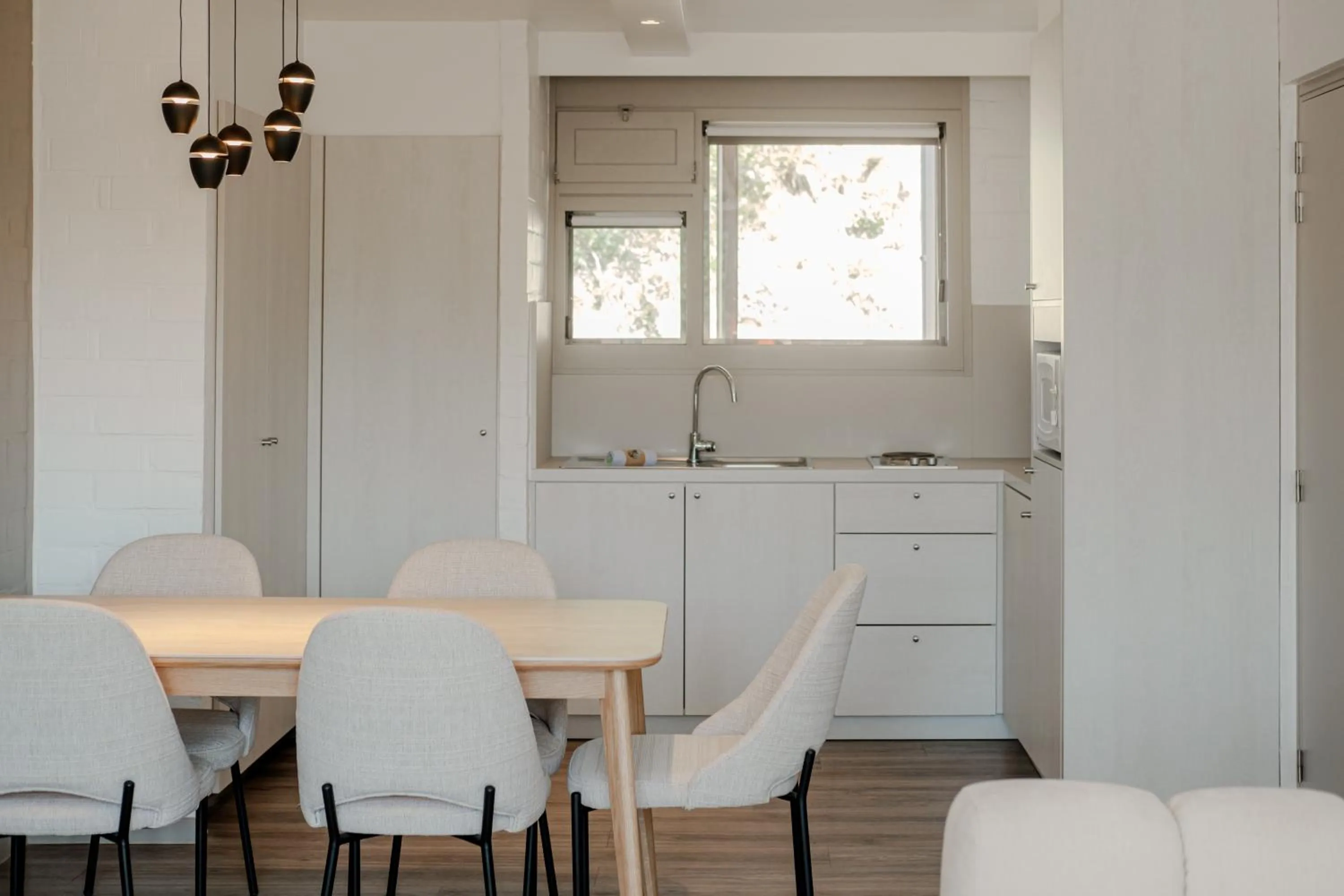 Kitchen or kitchenette in Vakantie Domein Ter Helme