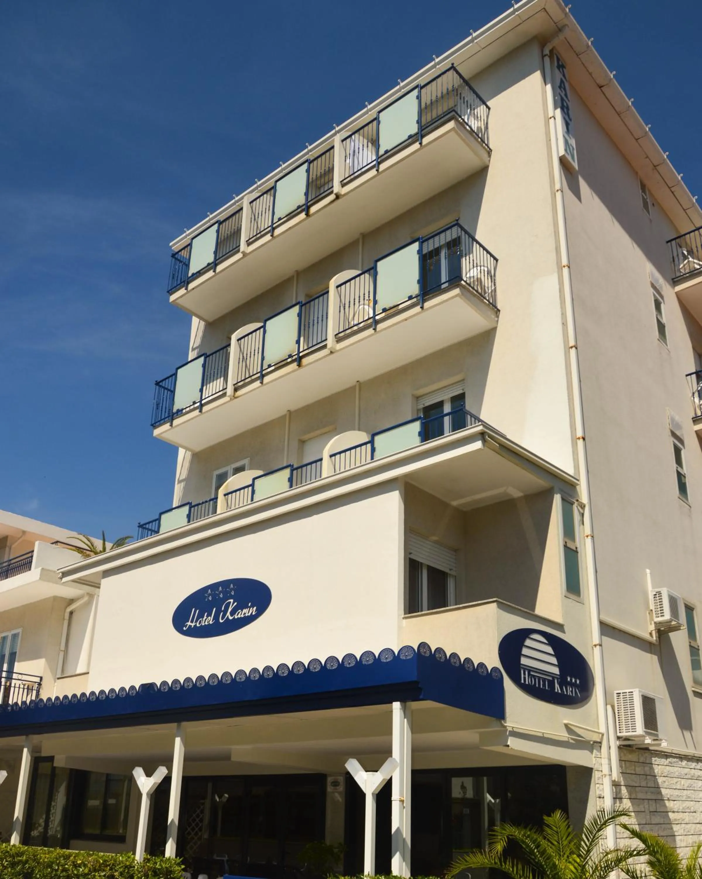 Hotel Karin