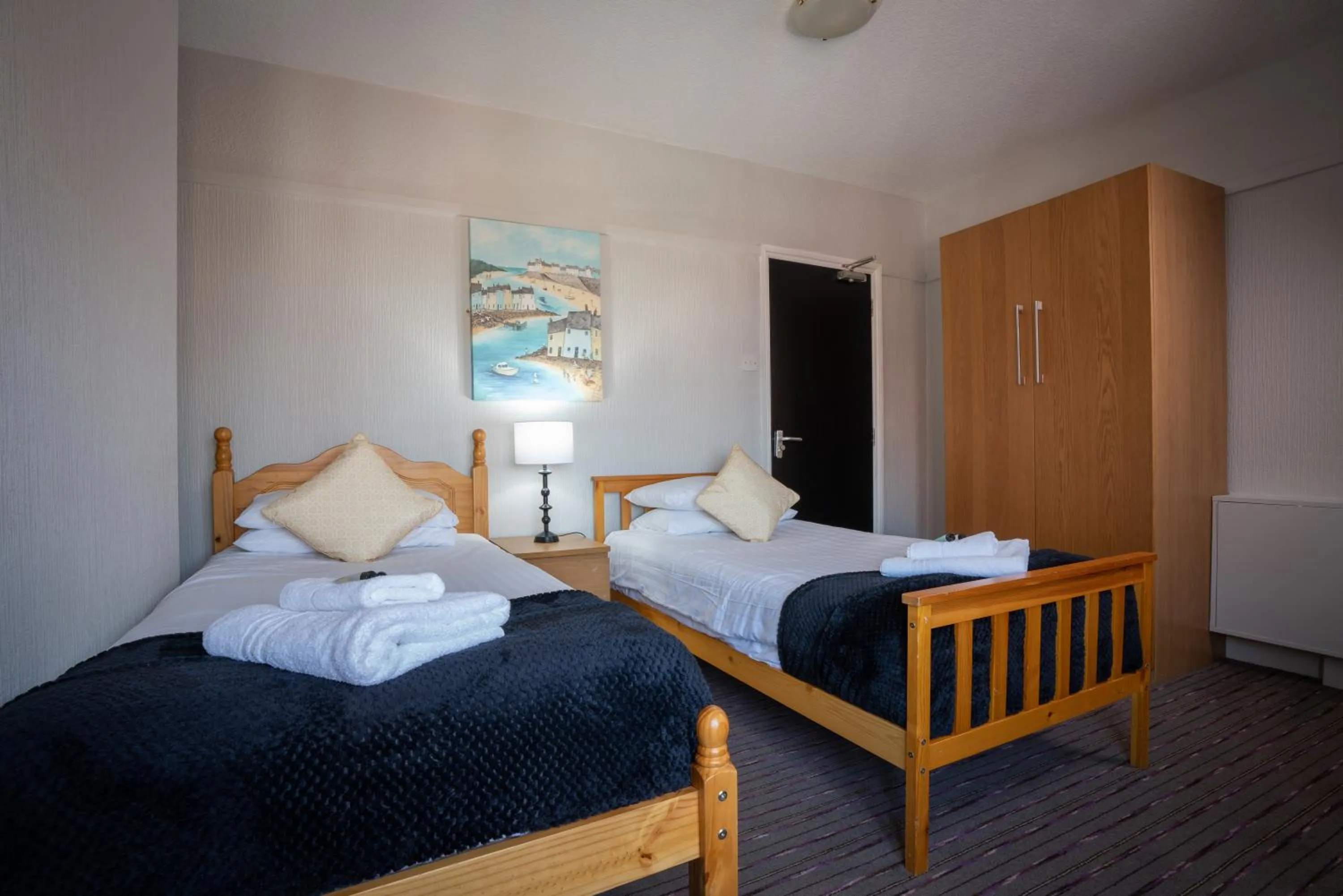 Toilet in Coasters Holiday Apartments