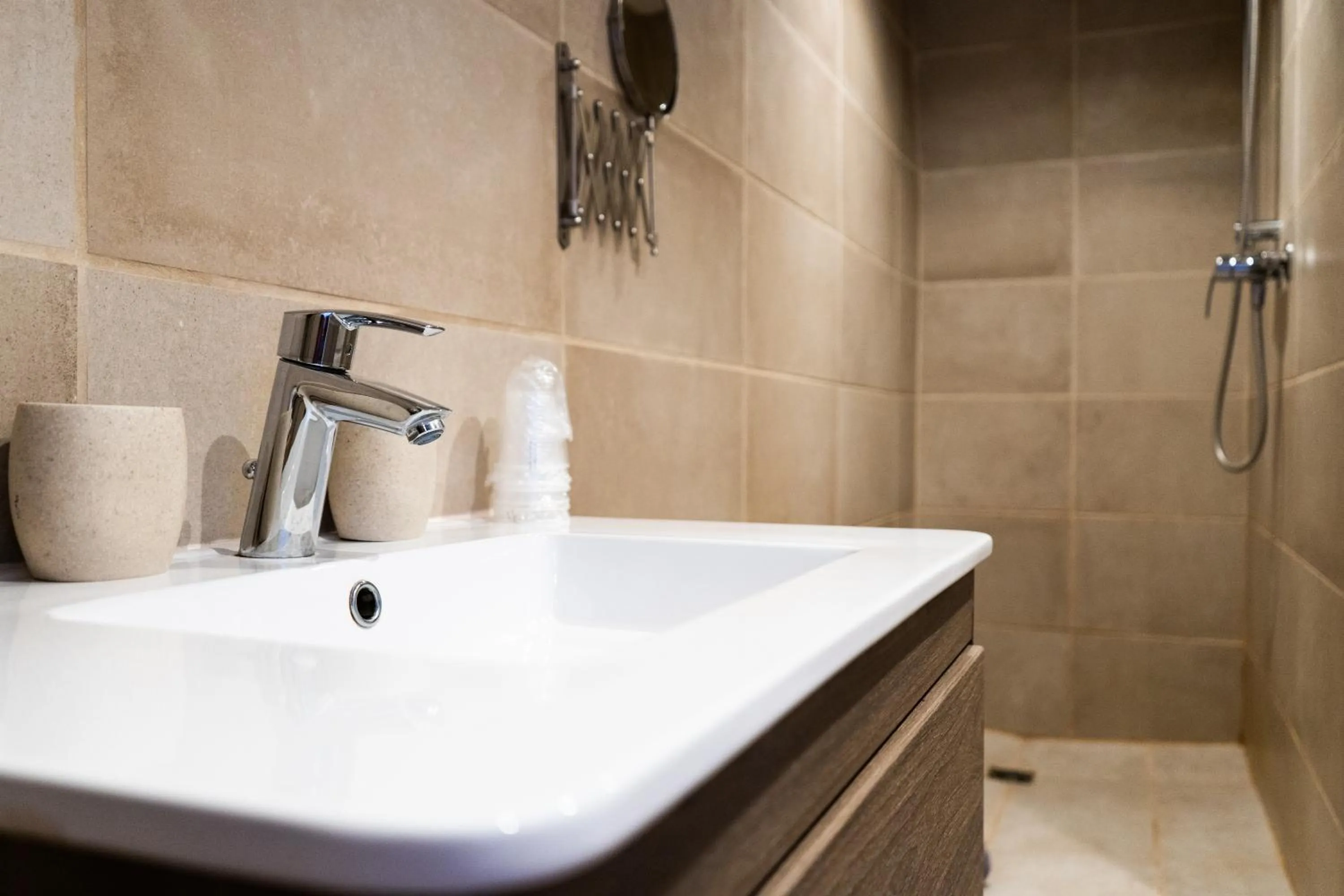 Bathroom in Logis Hôtel - Restaurant Résidence Les Cèdres