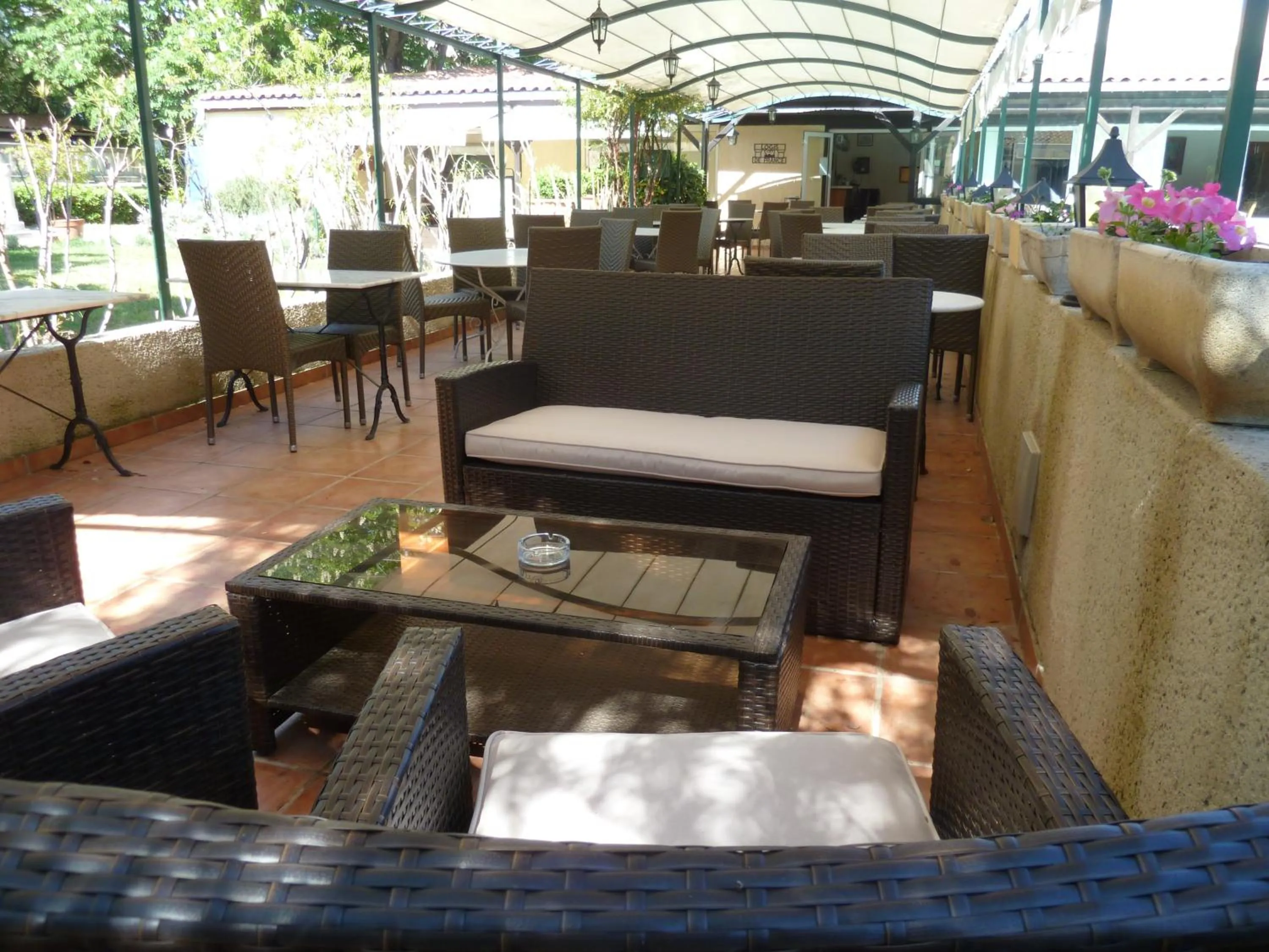 Balcony/Terrace in Logis Hôtel - Restaurant Résidence Les Cèdres