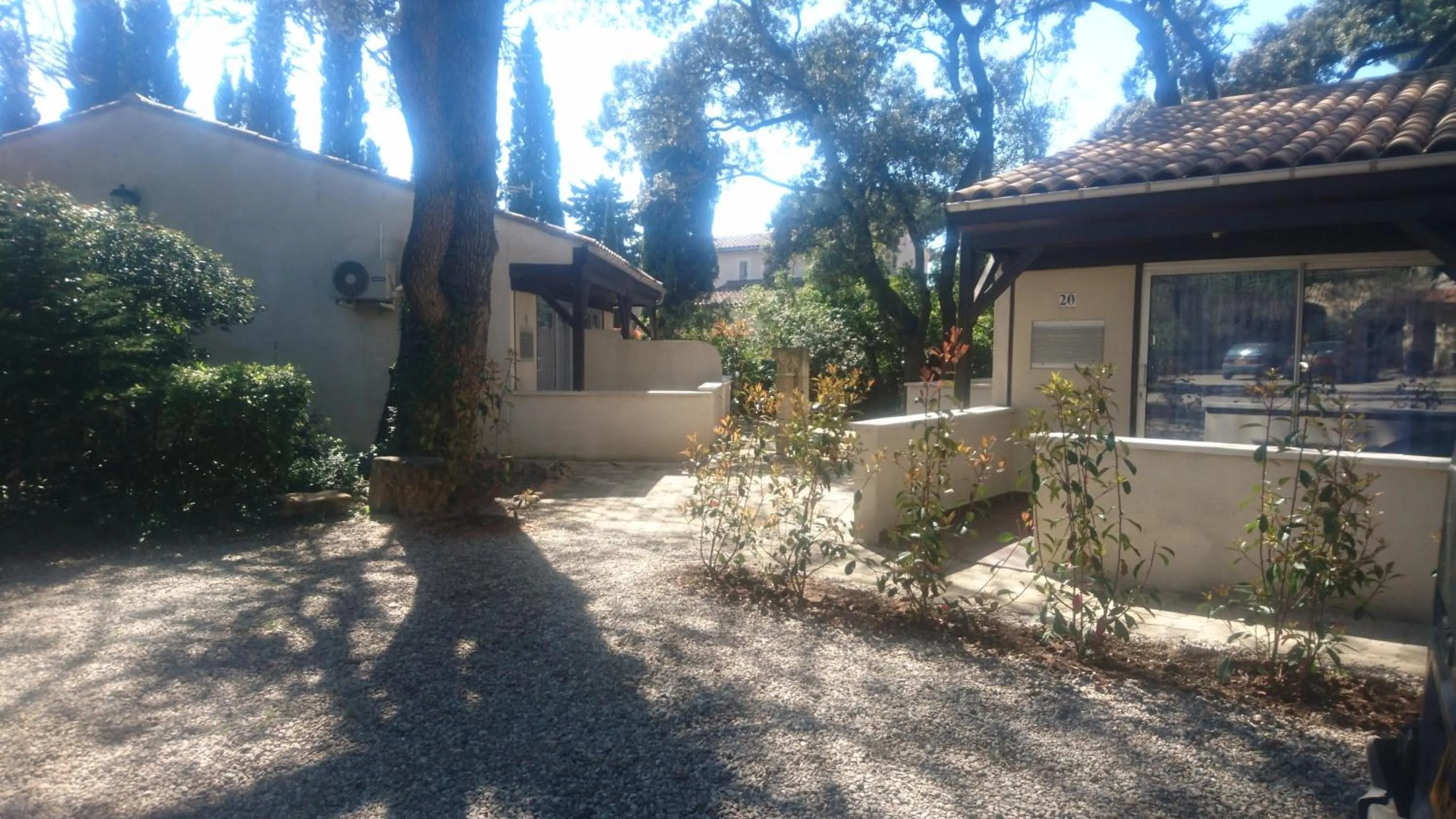 Balcony/Terrace in Logis Hôtel - Restaurant Résidence Les Cèdres